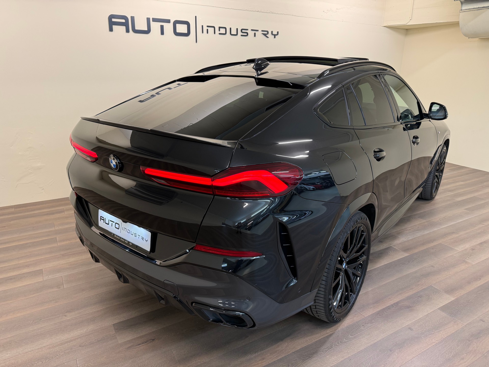 BMW X6 xDrive 48V 40i M Sport Steptronic-image-17