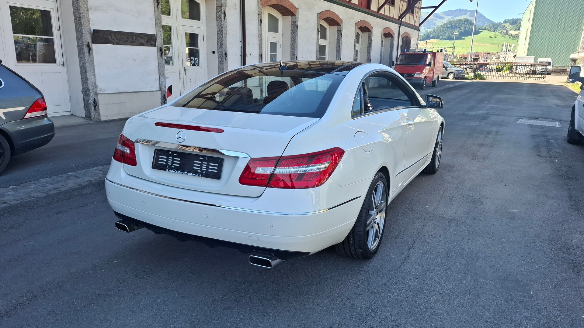 MERCEDES-BENZ E 250 CDI BlueEfficiency 7G-Tronic-image-6