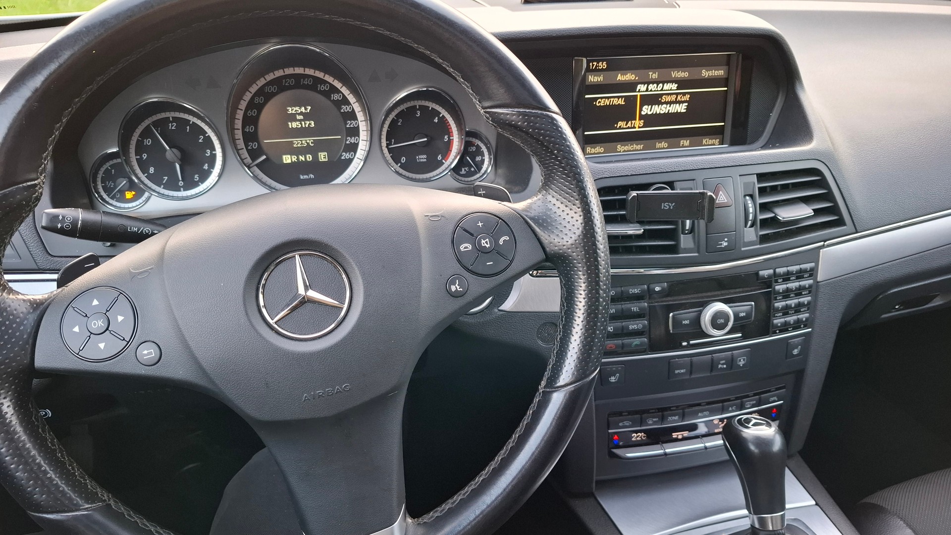MERCEDES-BENZ E 250 CDI BlueEfficiency 7G-Tronic-image-11