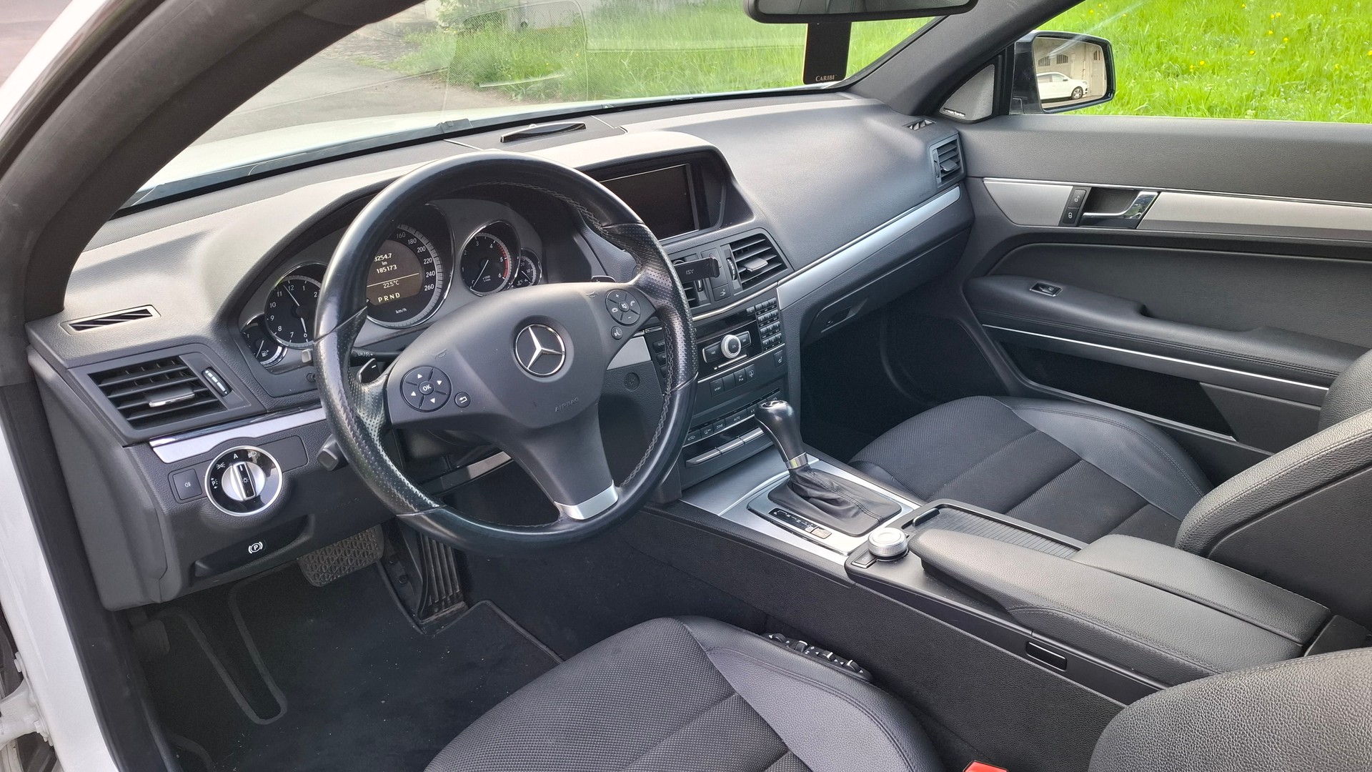 MERCEDES-BENZ E 250 CDI BlueEfficiency 7G-Tronic-image-10