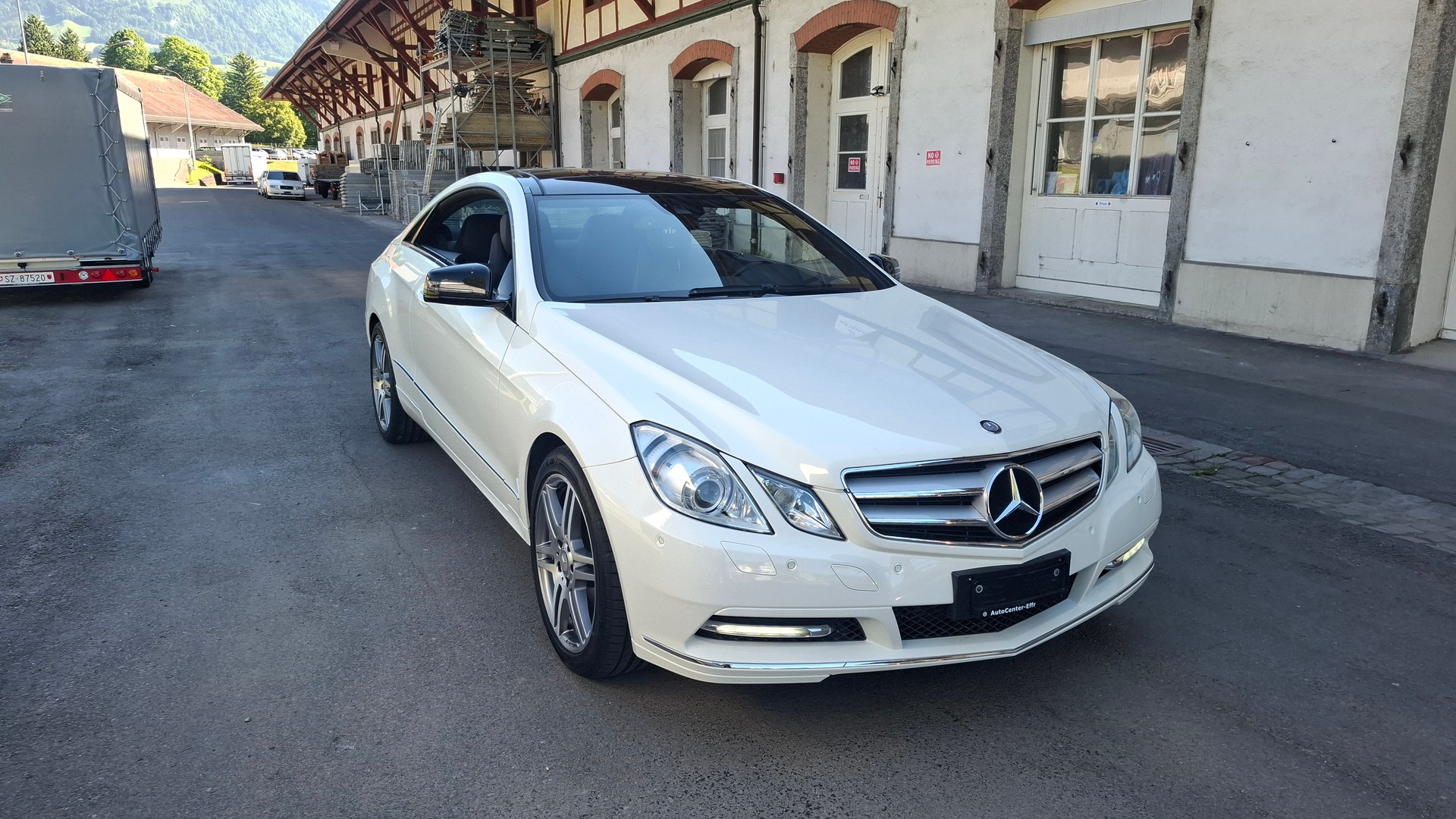 MERCEDES-BENZ E 250 CDI BlueEfficiency 7G-Tronic