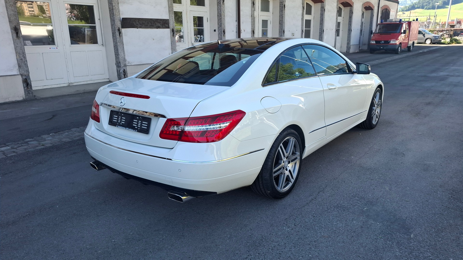 MERCEDES-BENZ E 250 CDI BlueEfficiency 7G-Tronic-image-5