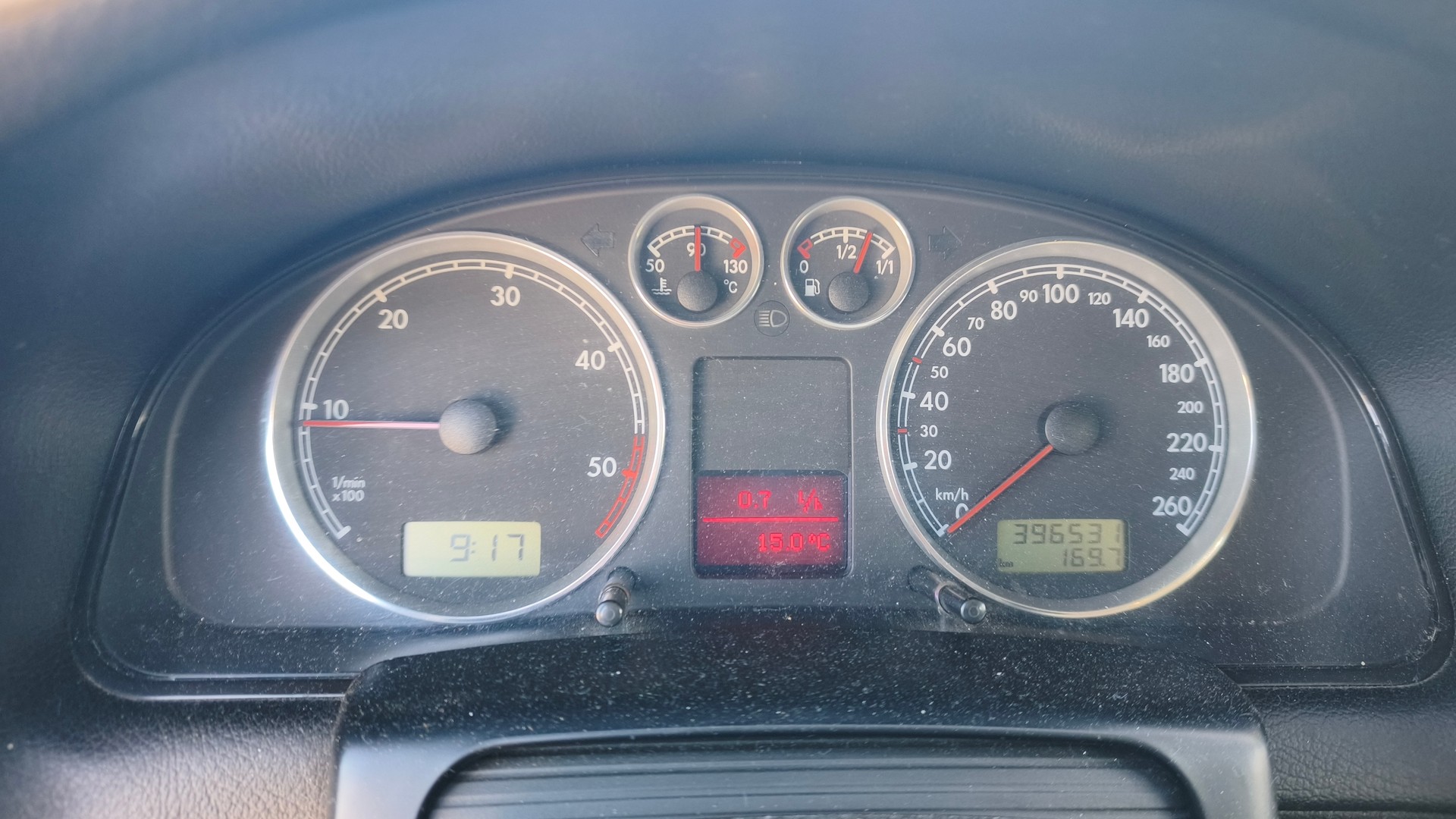 VW Passat Variant 1.9 TDI 4Motion Highline-image-11