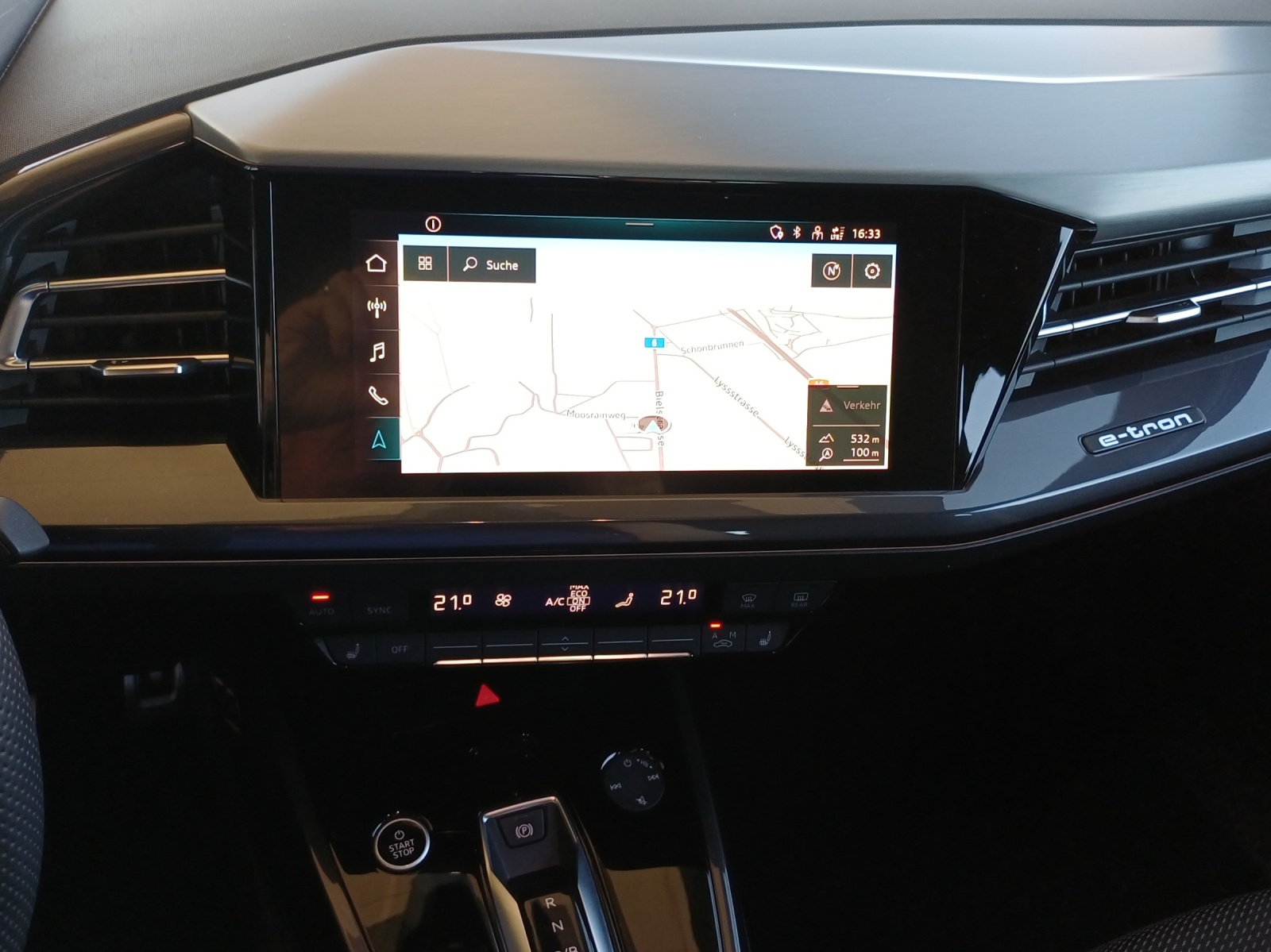 AUDI Q4 e-tron 50 quattro-image-11