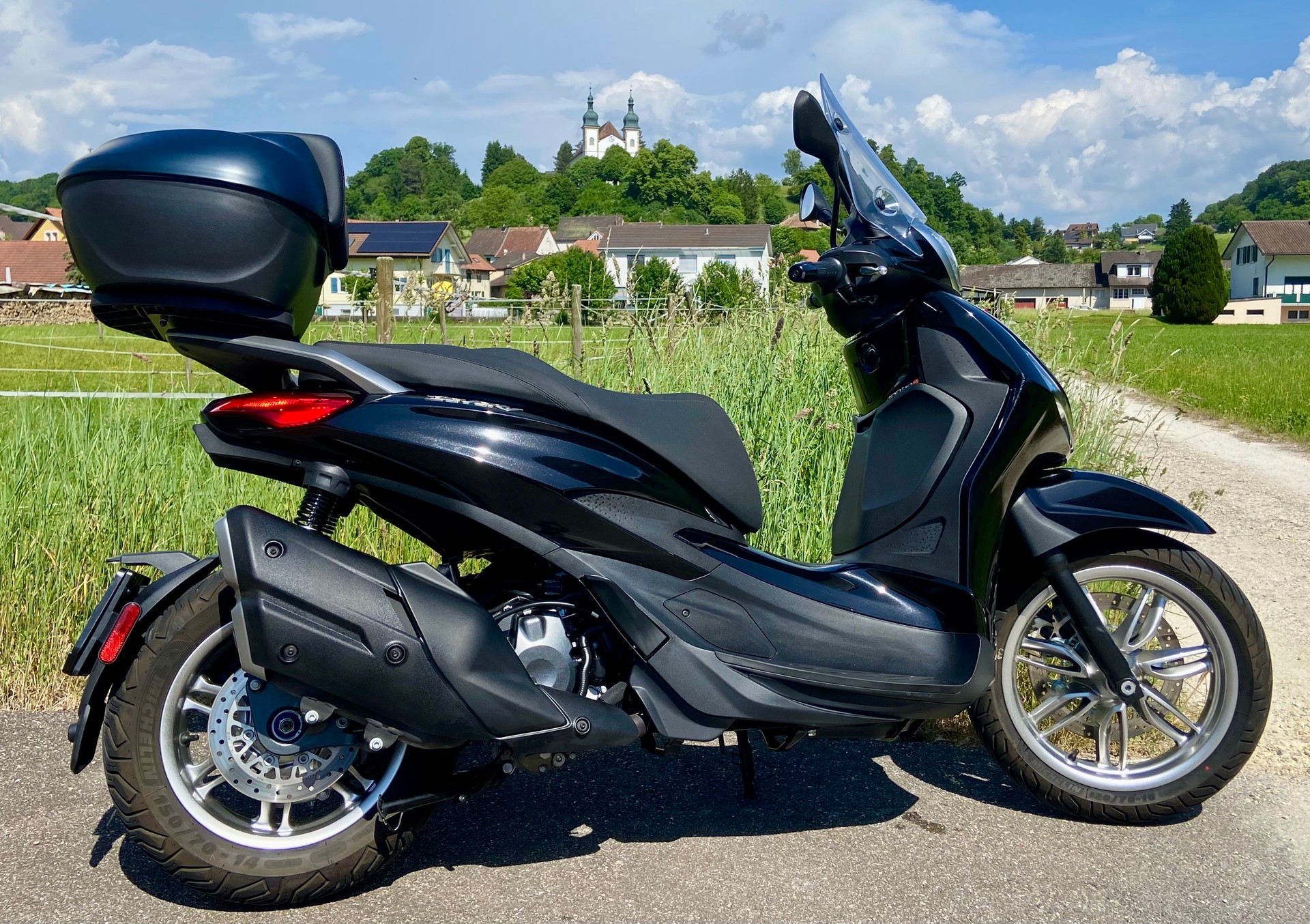 PIAGGIO Beverly 400 Sport E5+