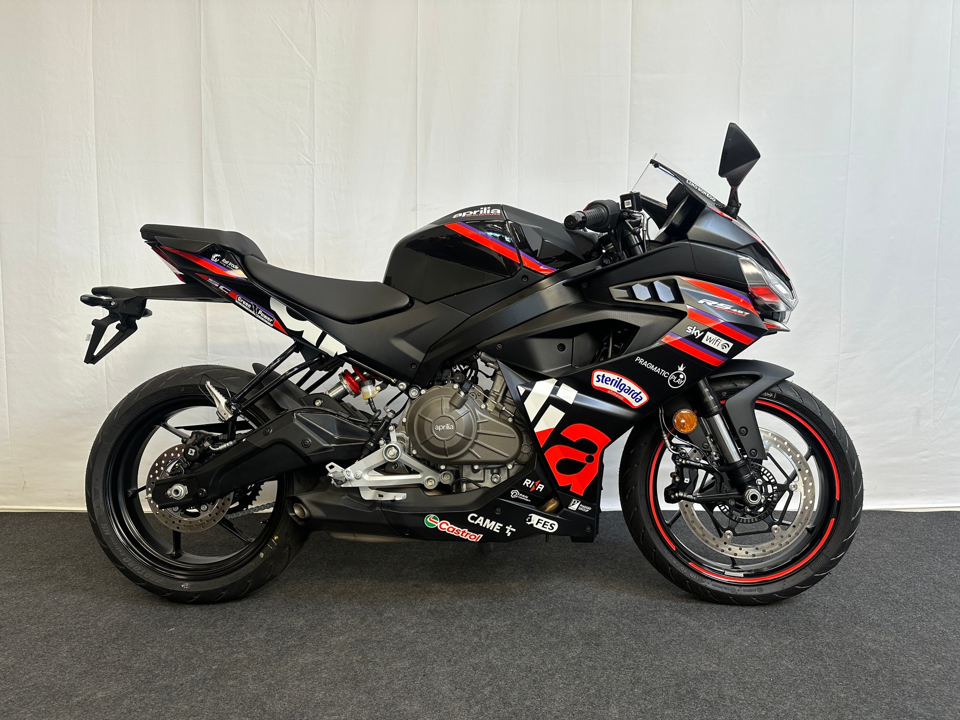 APRILIA RS 457 GP Replica (35kW)-showroom-element-1