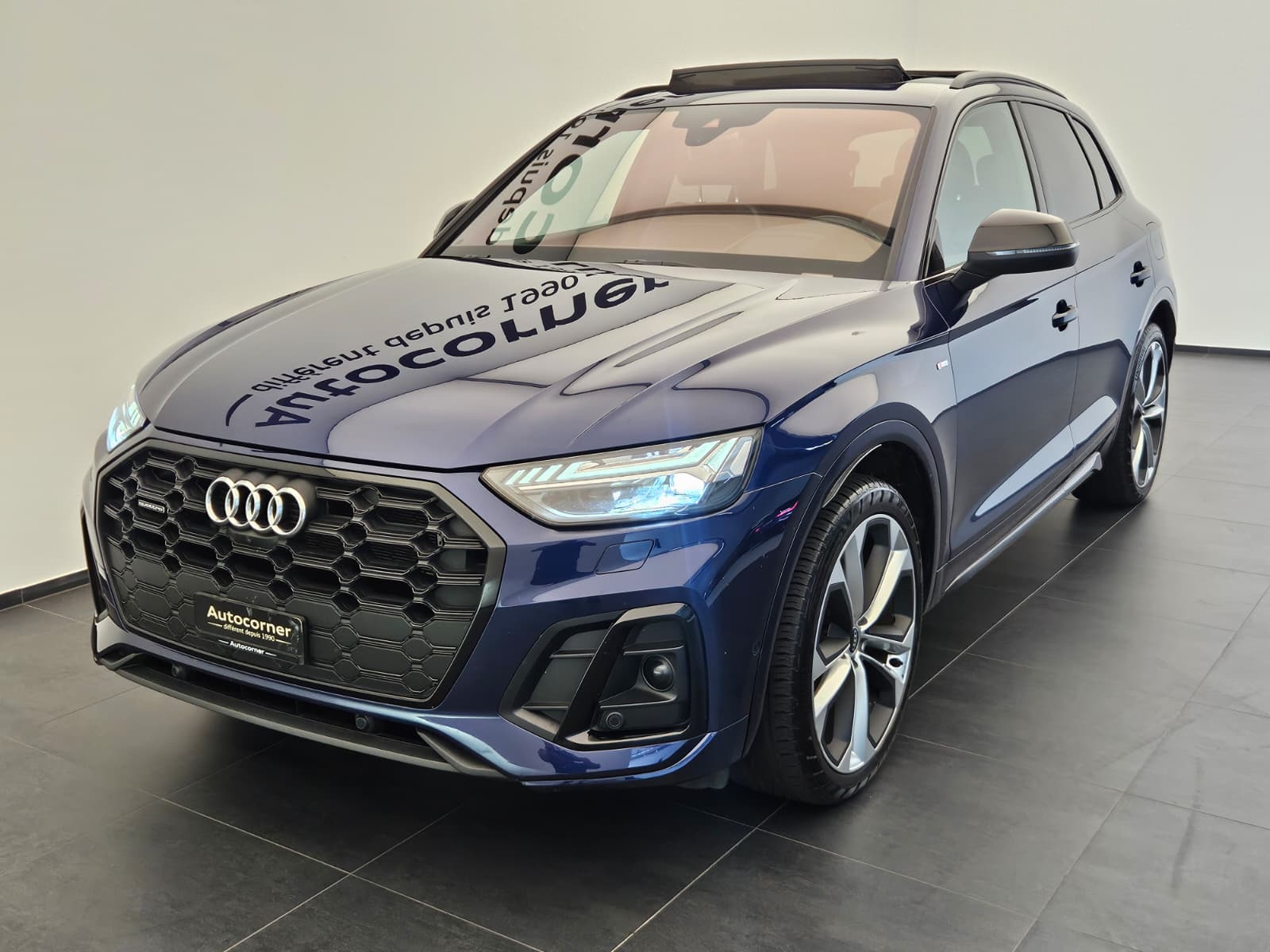 AUDI Q5 55 TFSI e PHEV S line quattro S-tronic-image-2
