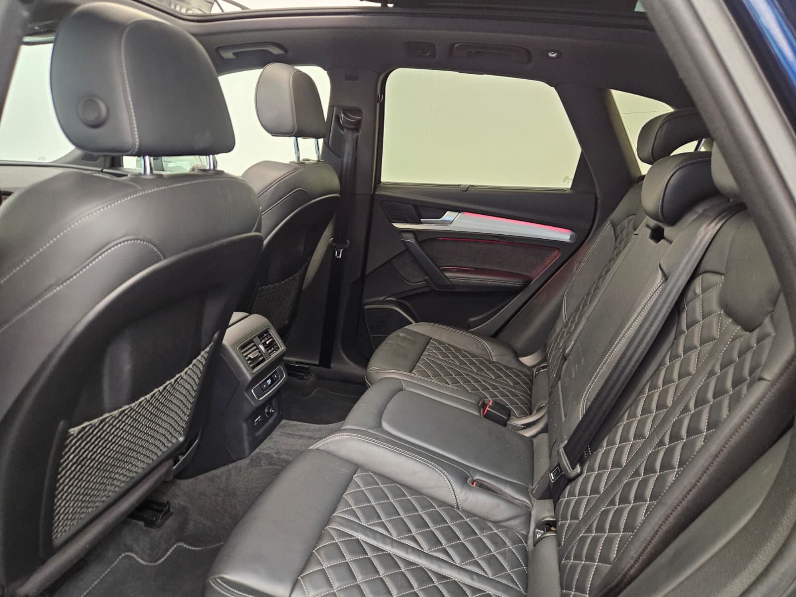 AUDI Q5 55 TFSI e PHEV S line quattro S-tronic-image-12