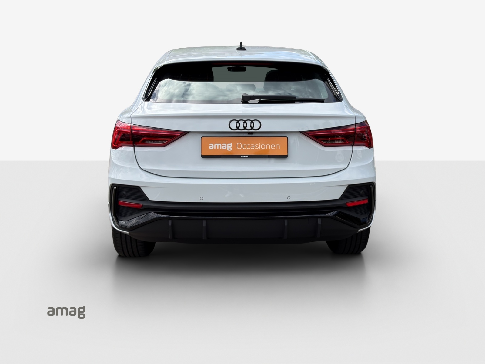 AUDI Q3 Sportback 35 TFSI S line Attraction S-tronic-showroom-element-3