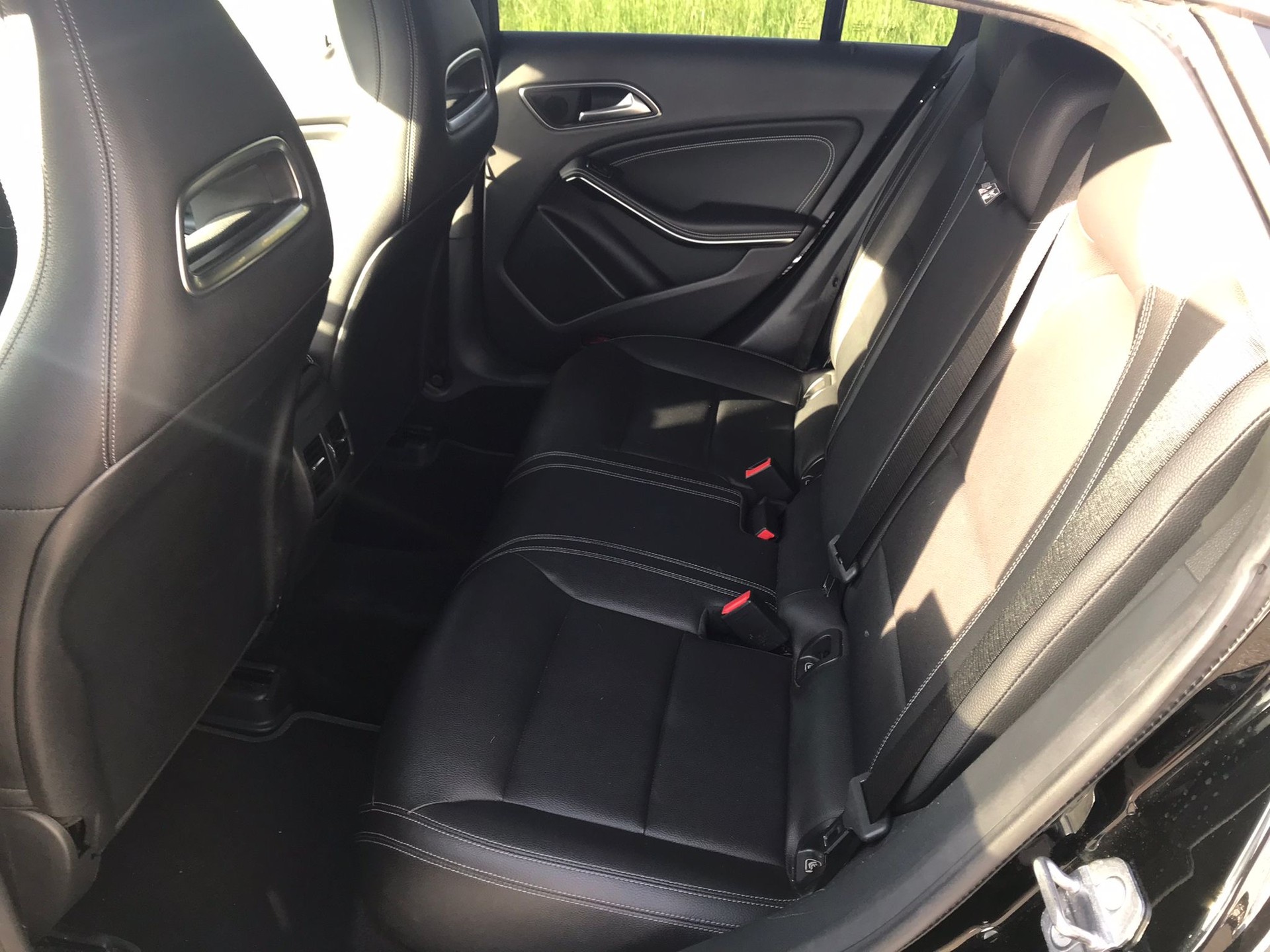 MERCEDES-BENZ CLA Shooting Brake 220 d Urban 7G-DCT-image-6