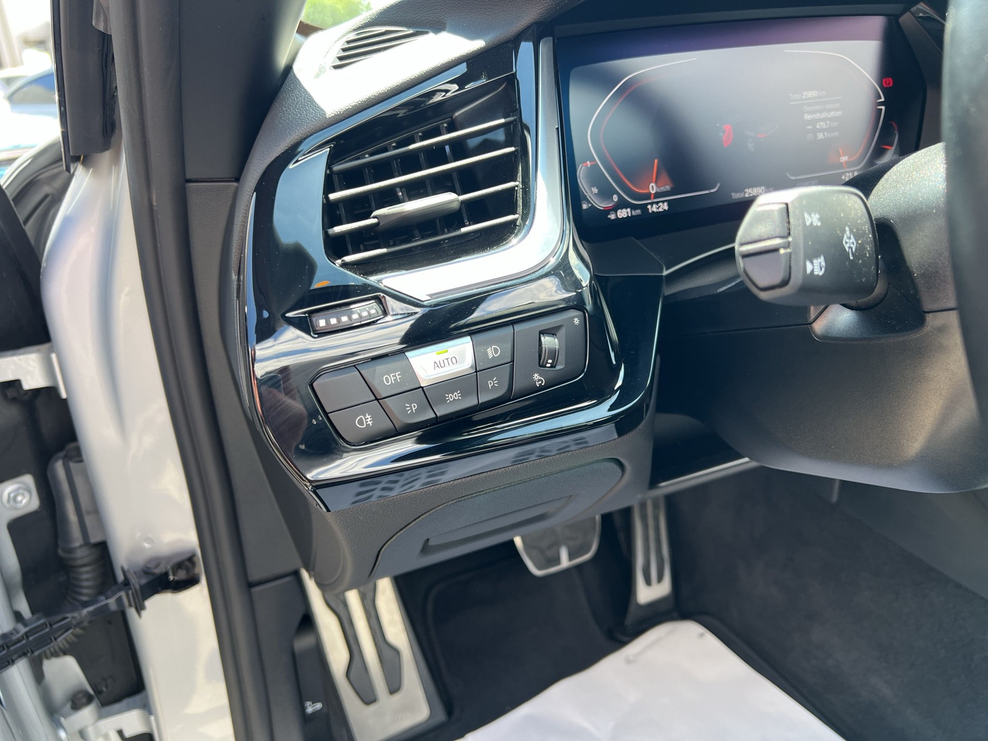 BMW Z4 sDrive 30i M Sport Steptronic-image-19