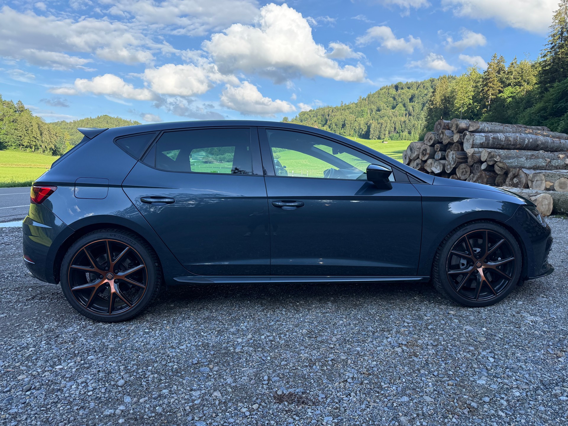 SEAT Leon 2.0 TSI SWISS Cupra 290 DSG-image-15