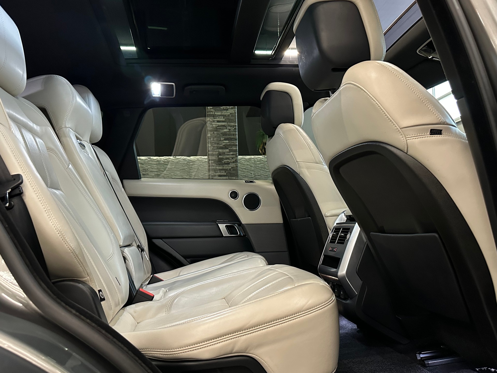 LAND ROVER Range Rover Sport 3.0 SDV6 HSE Dynamic Automatic ( 7 Sitze )-image-26