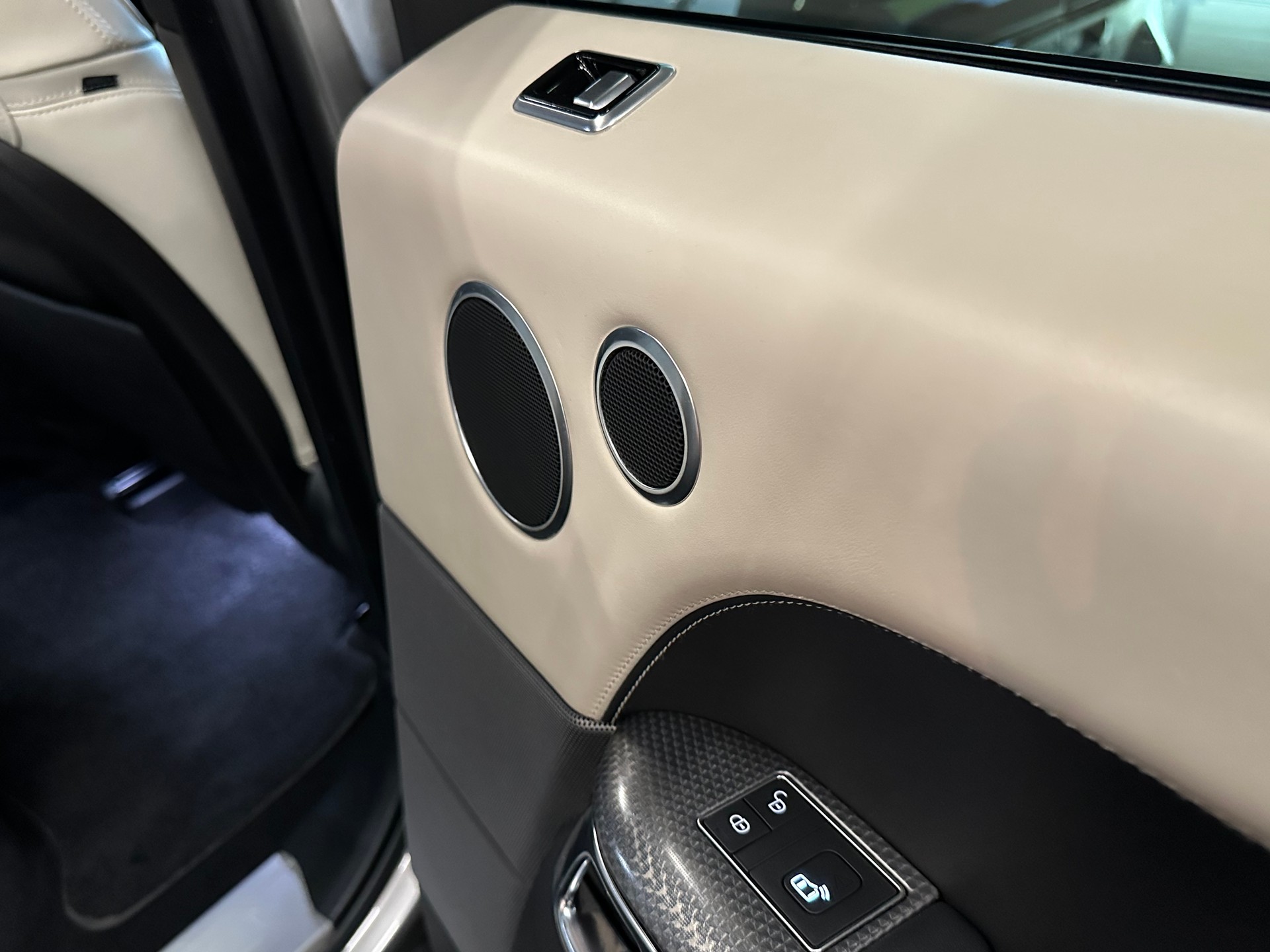 LAND ROVER Range Rover Sport 3.0 SDV6 HSE Dynamic Automatic ( 7 Sitze )-image-25