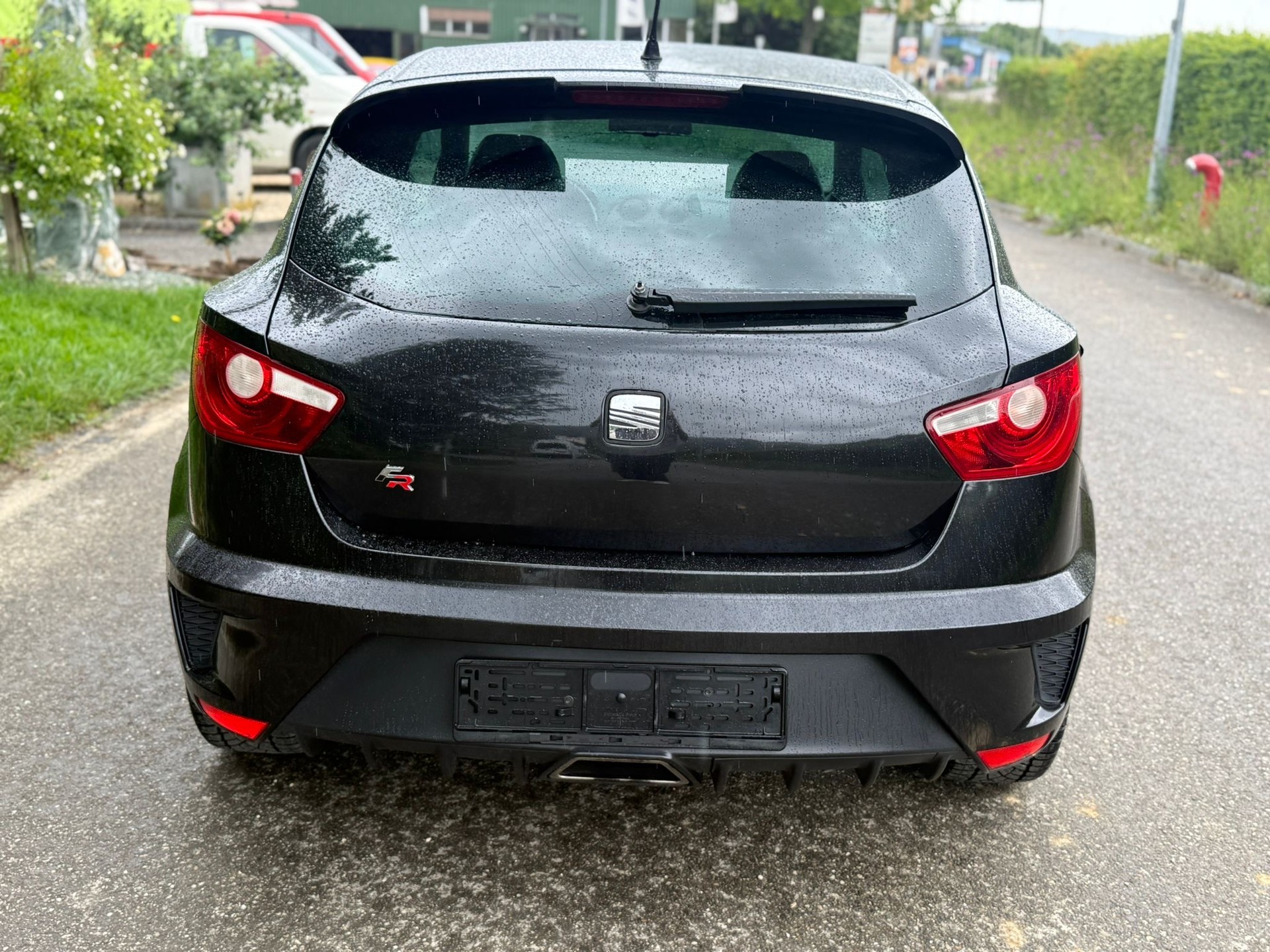 SEAT Ibiza SC 1.4 TSI Cupra R210 Swiss Racing DSG-image-6
