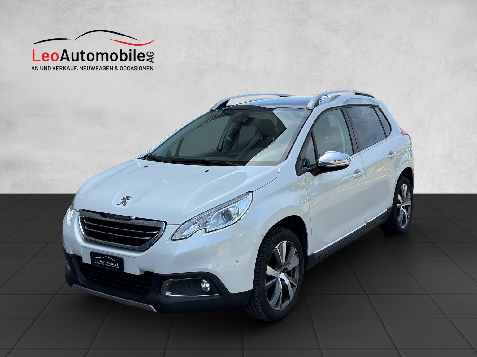 PEUGEOT 2008 1.2 PureTech Allure-image-0