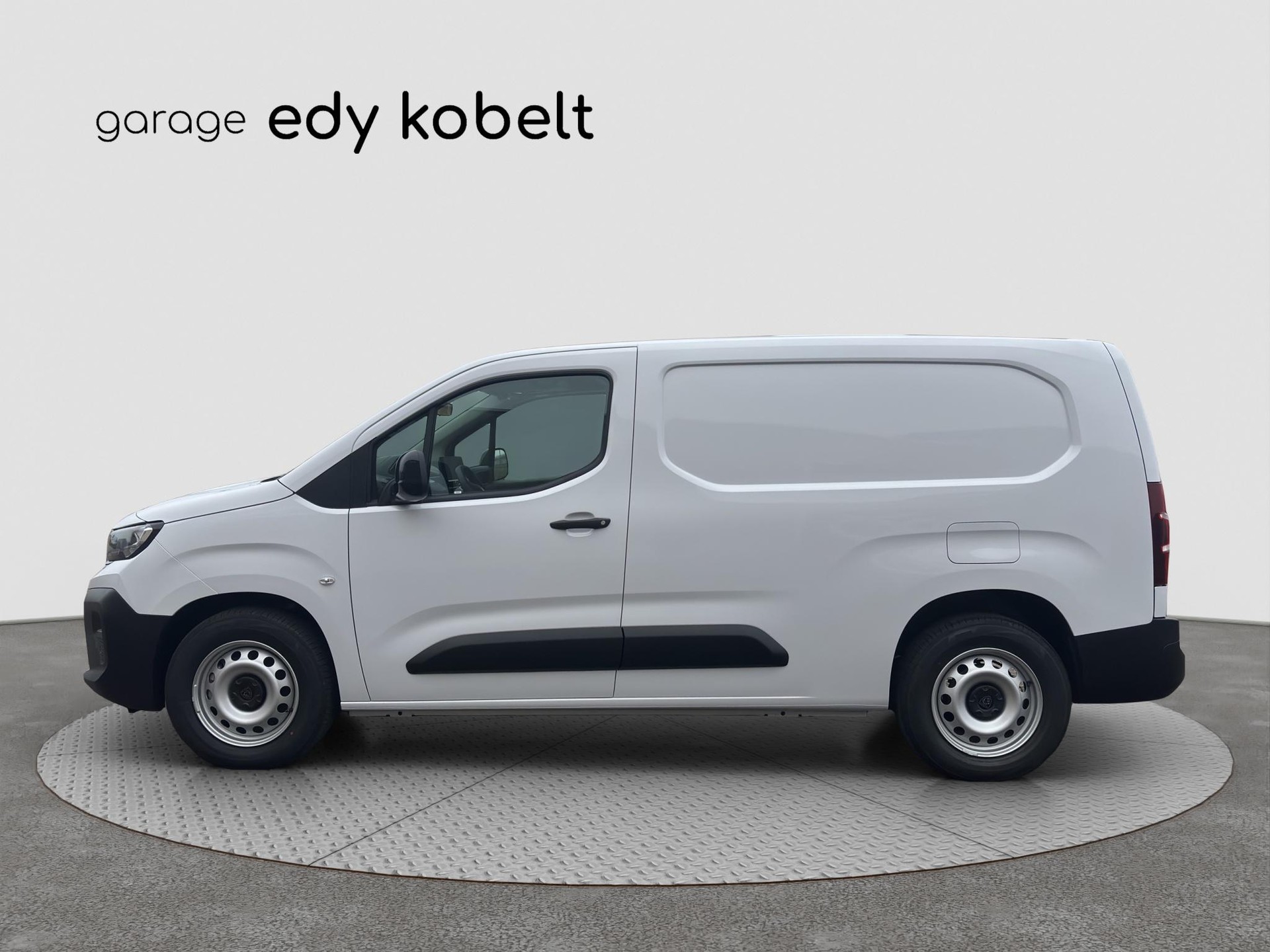 PEUGEOT e-Partner Kaw. 800 Long 50 kWh-showroom-element-1