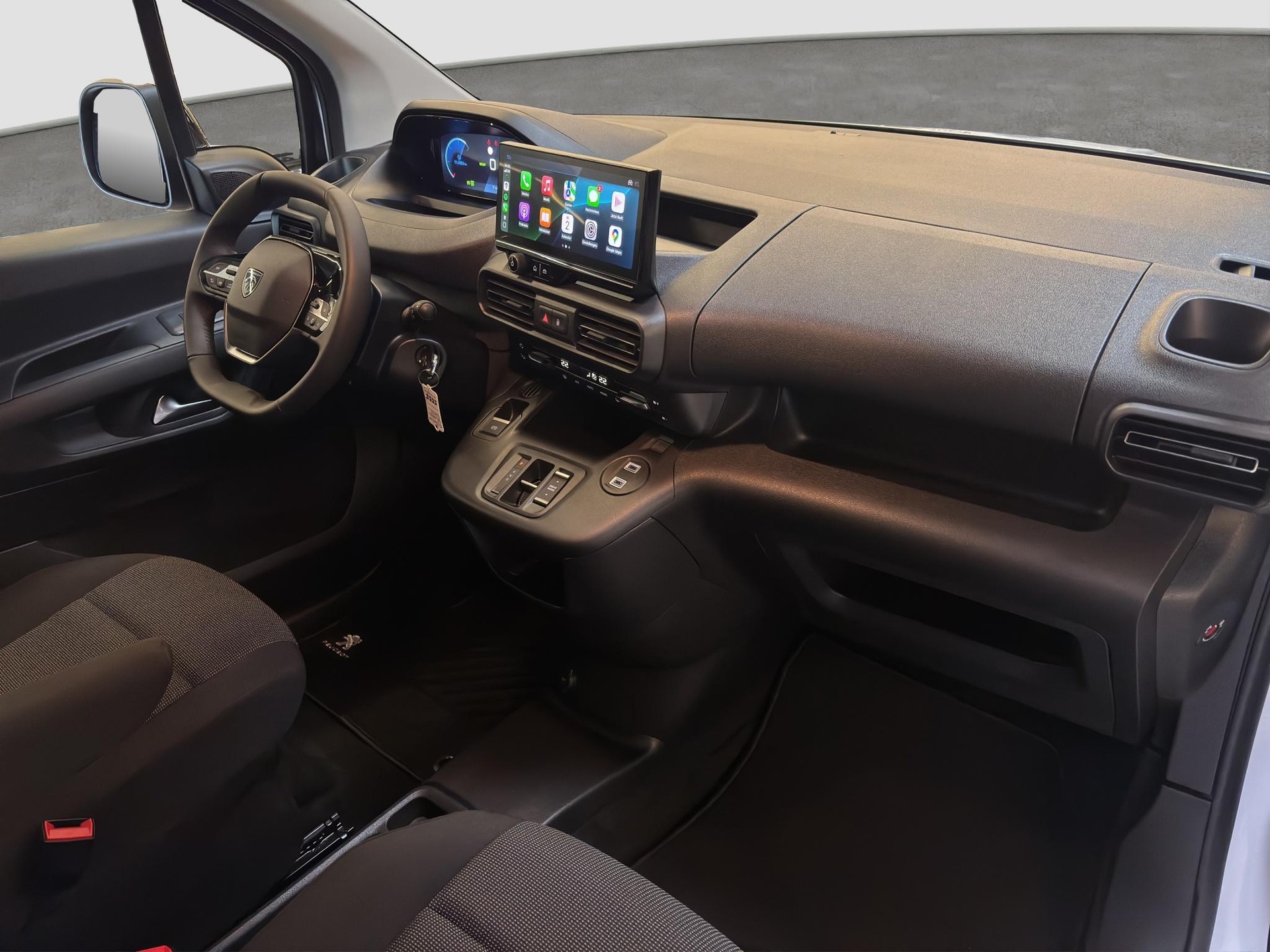PEUGEOT e-Partner Kaw. 800 Long 50 kWh-image-12