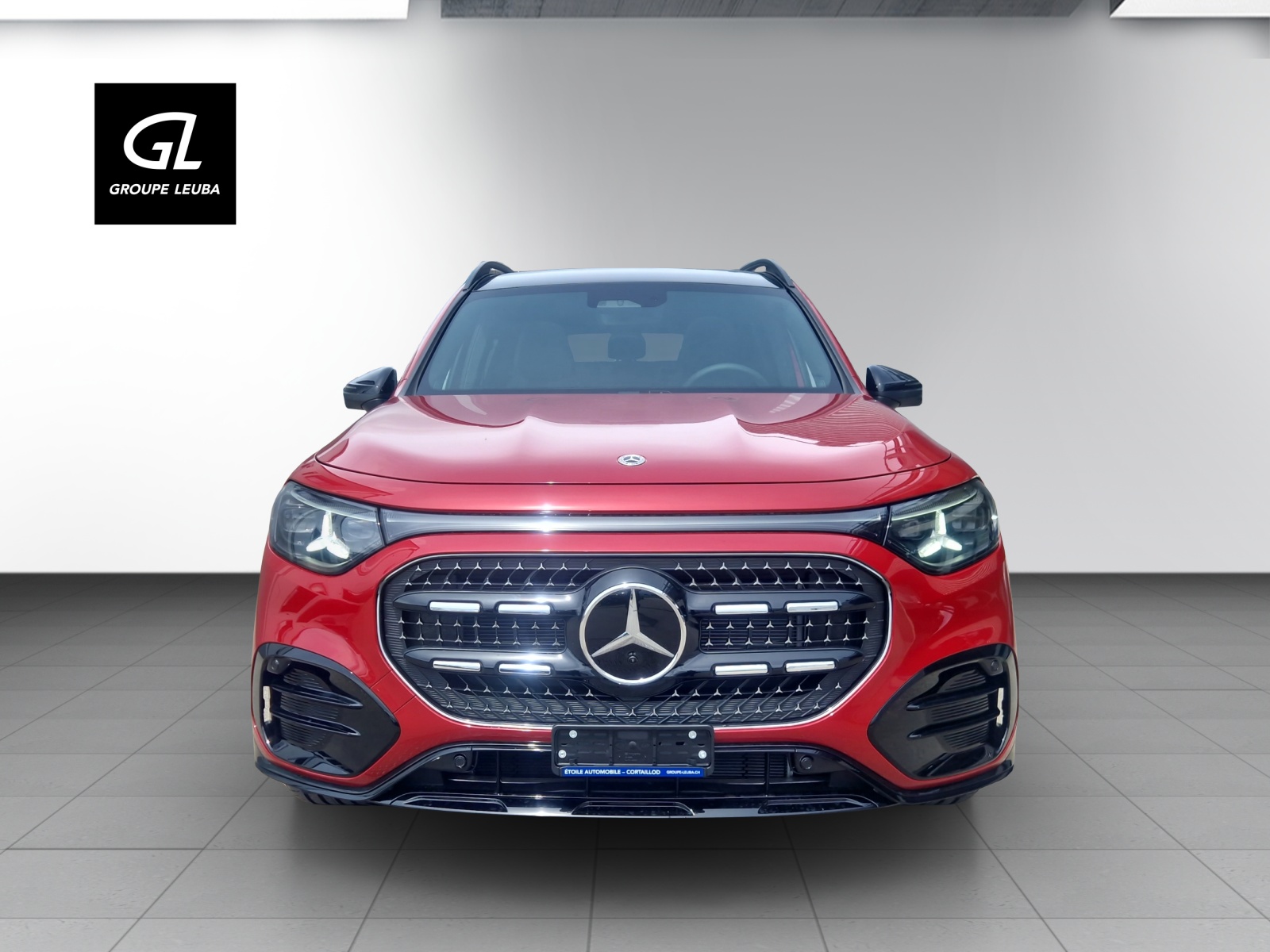 MERCEDES-BENZ GLB 220 4Matic 8G-Tronic-showroom-element-3
