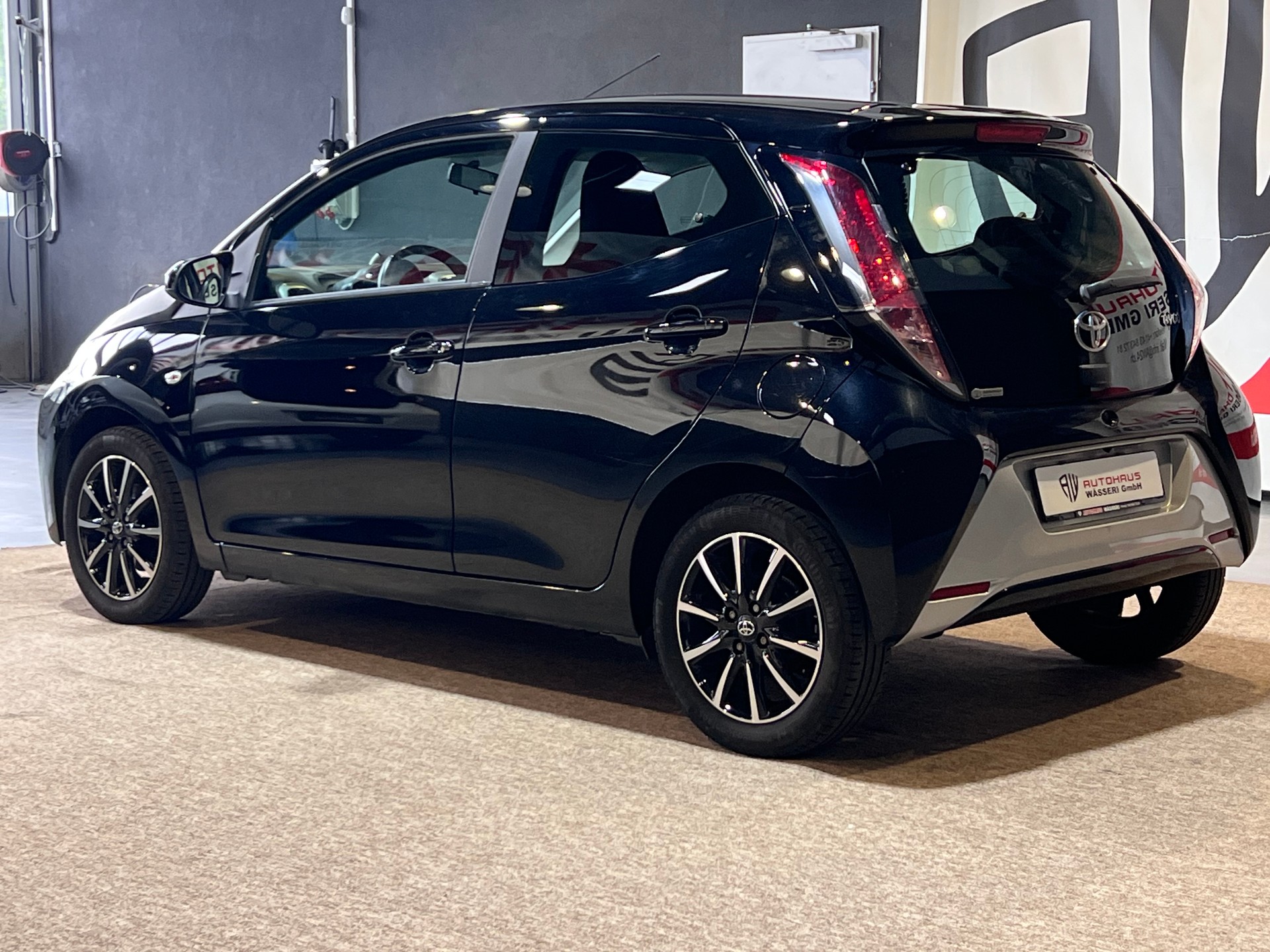 TOYOTA Aygo 1.0 VVT-i x-image-4