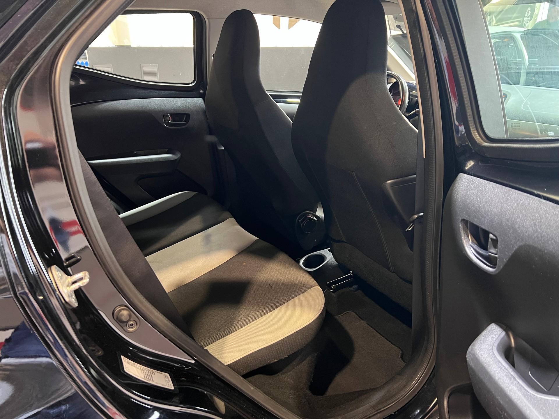 TOYOTA Aygo 1.0 VVT-i x-image-13