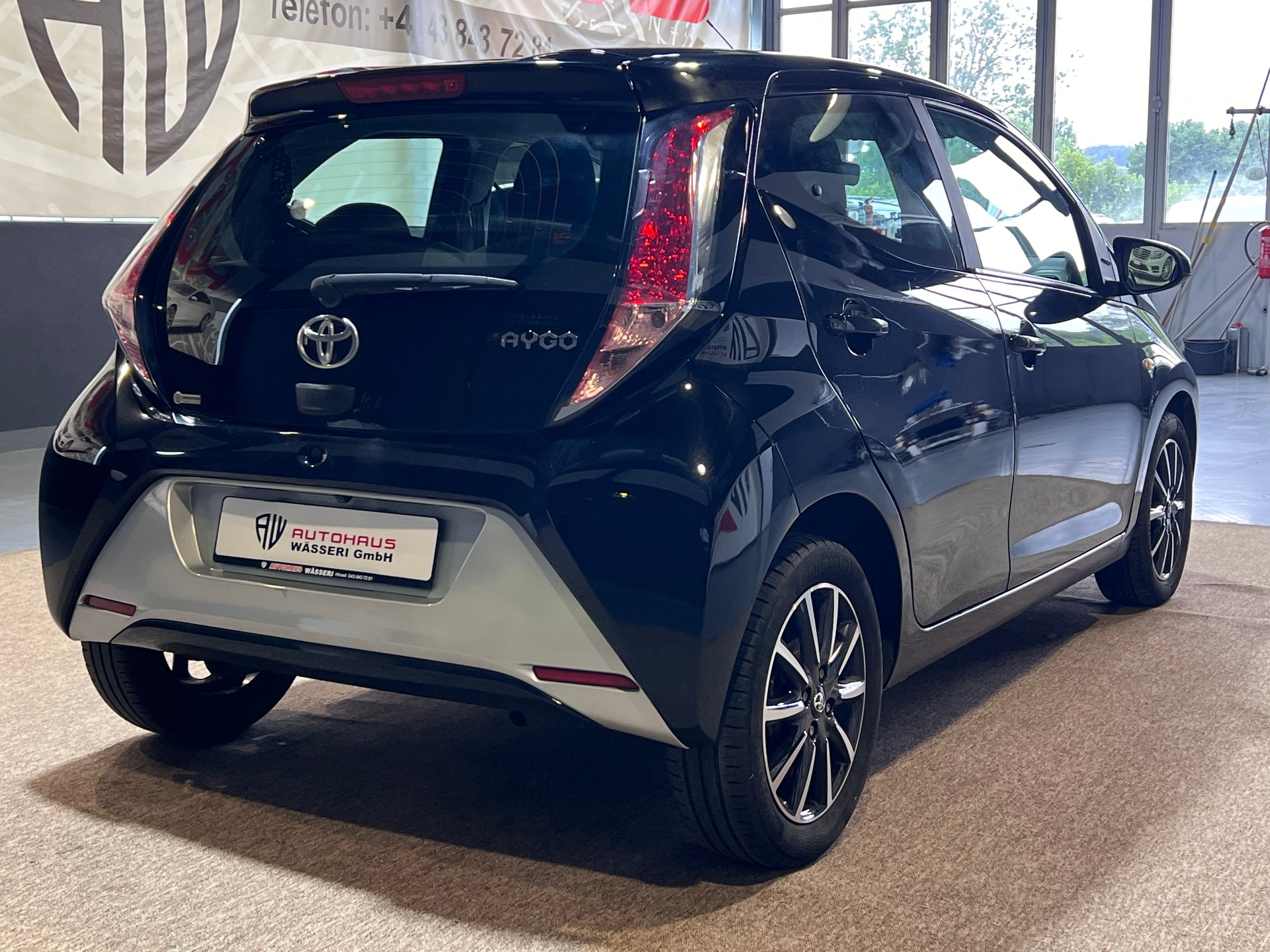 TOYOTA Aygo 1.0 VVT-i x-image-2