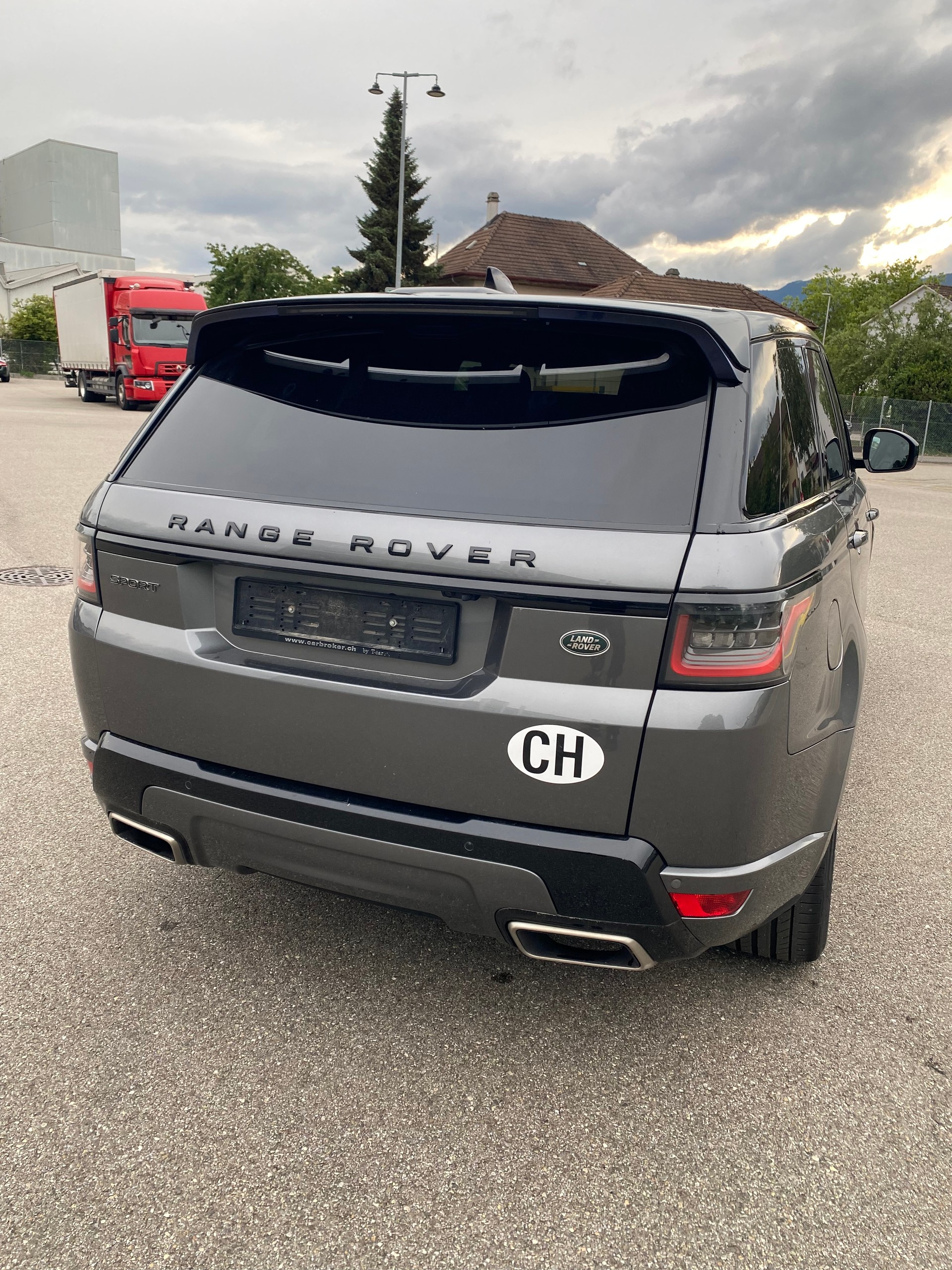 LAND ROVER Range Rover Sport 3.0 SDV6 HSE Dynamic Automatic-image-10