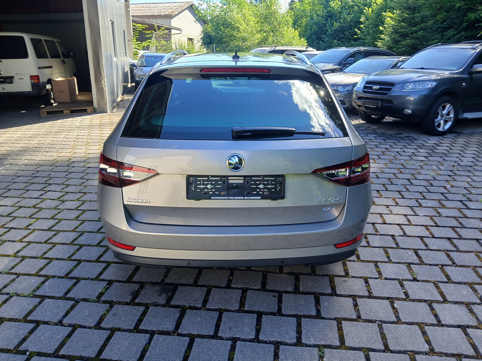 SKODA Superb Combi 2.0 TDi L&K 4x4 DSG-image-5