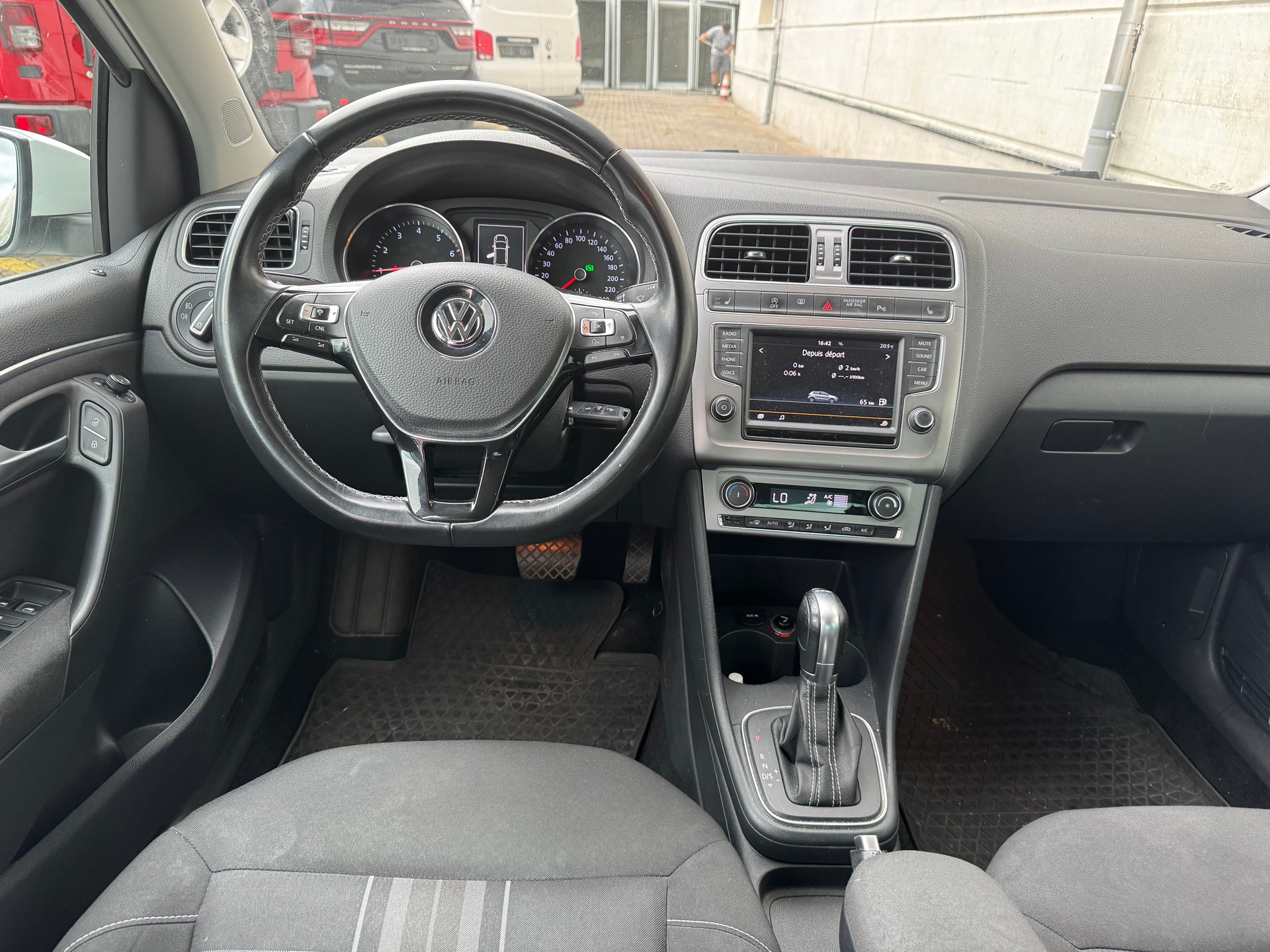VW Polo 1.0 TSI BMT Comfortline-image-7