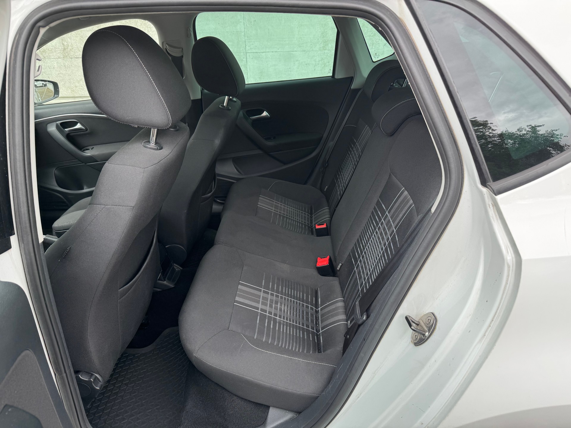 VW Polo 1.0 TSI BMT Comfortline-image-8