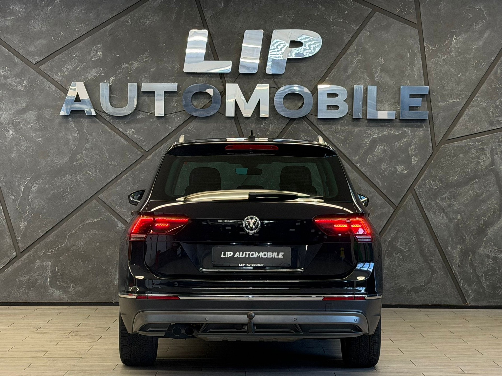 VW Tiguan 2.0TSI Highline 4Motion DSG-image-6