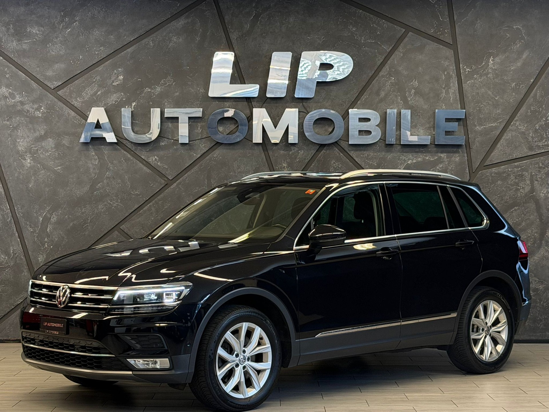 VW Tiguan 2.0TSI Highline 4Motion DSG-image-0