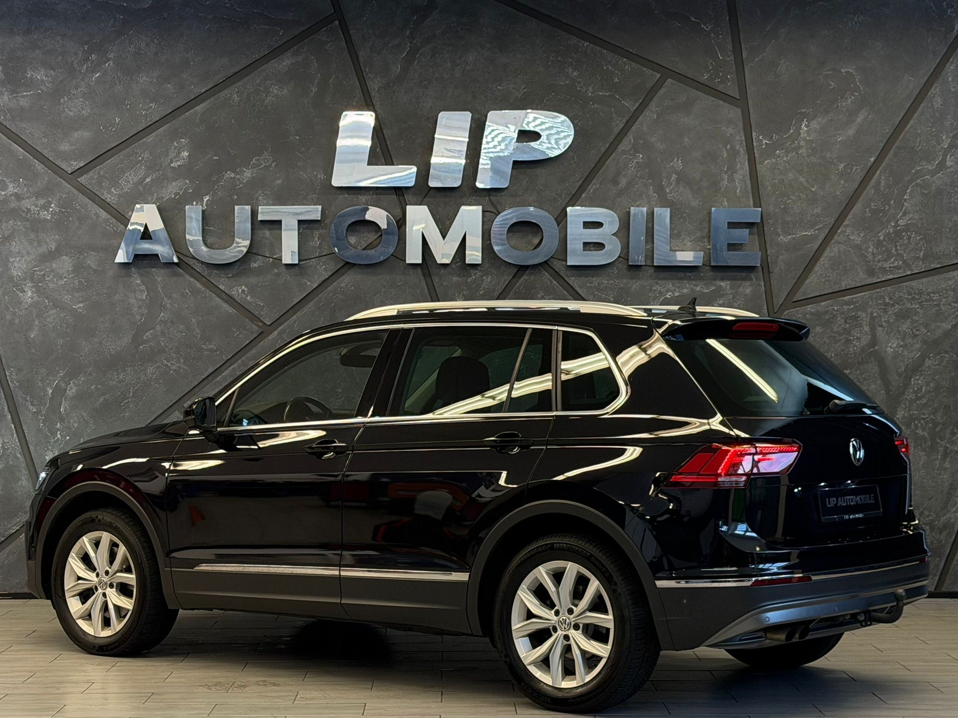 VW Tiguan 2.0TSI Highline 4Motion DSG-image-7