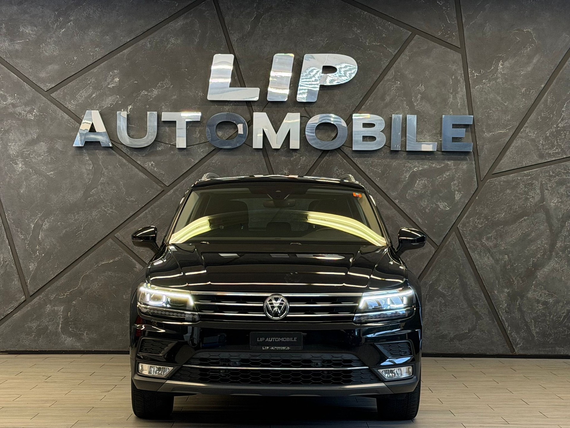 VW Tiguan 2.0TSI Highline 4Motion DSG-image-1