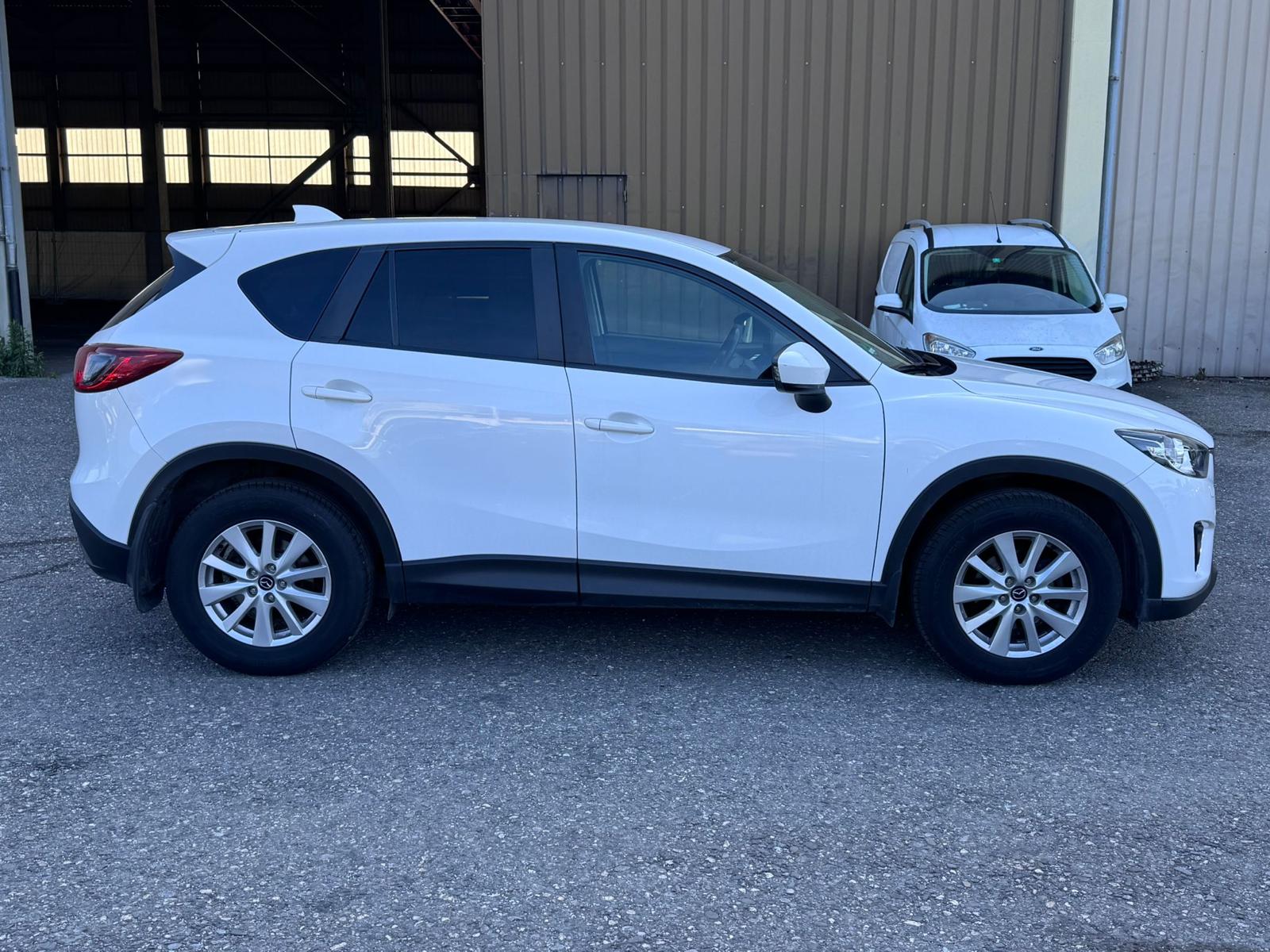 MAZDA CX-5 2.2 D Ambition AWD Automatic-image-3
