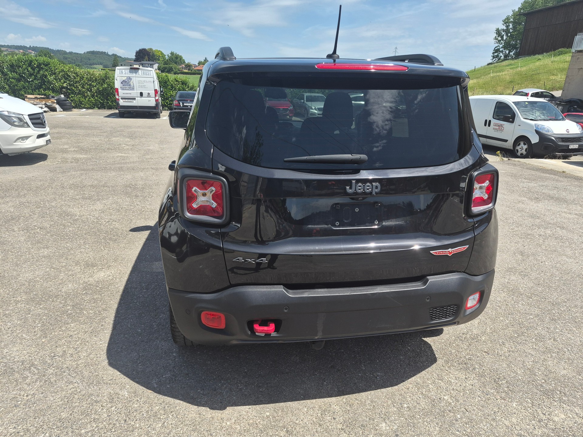 JEEP Renegade 2.0 CRD Deserthawk AWD + Low Range 9ATX-image-4