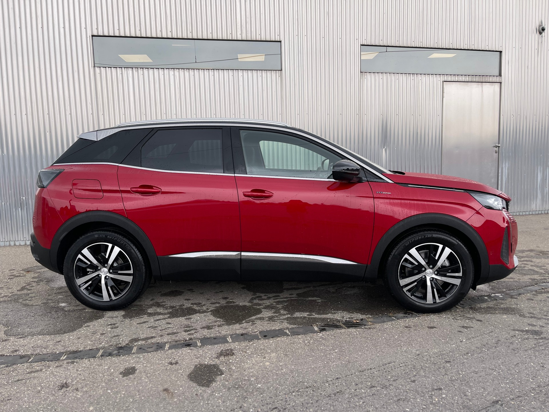 PEUGEOT 3008 1.6 PHEV GT-image-2