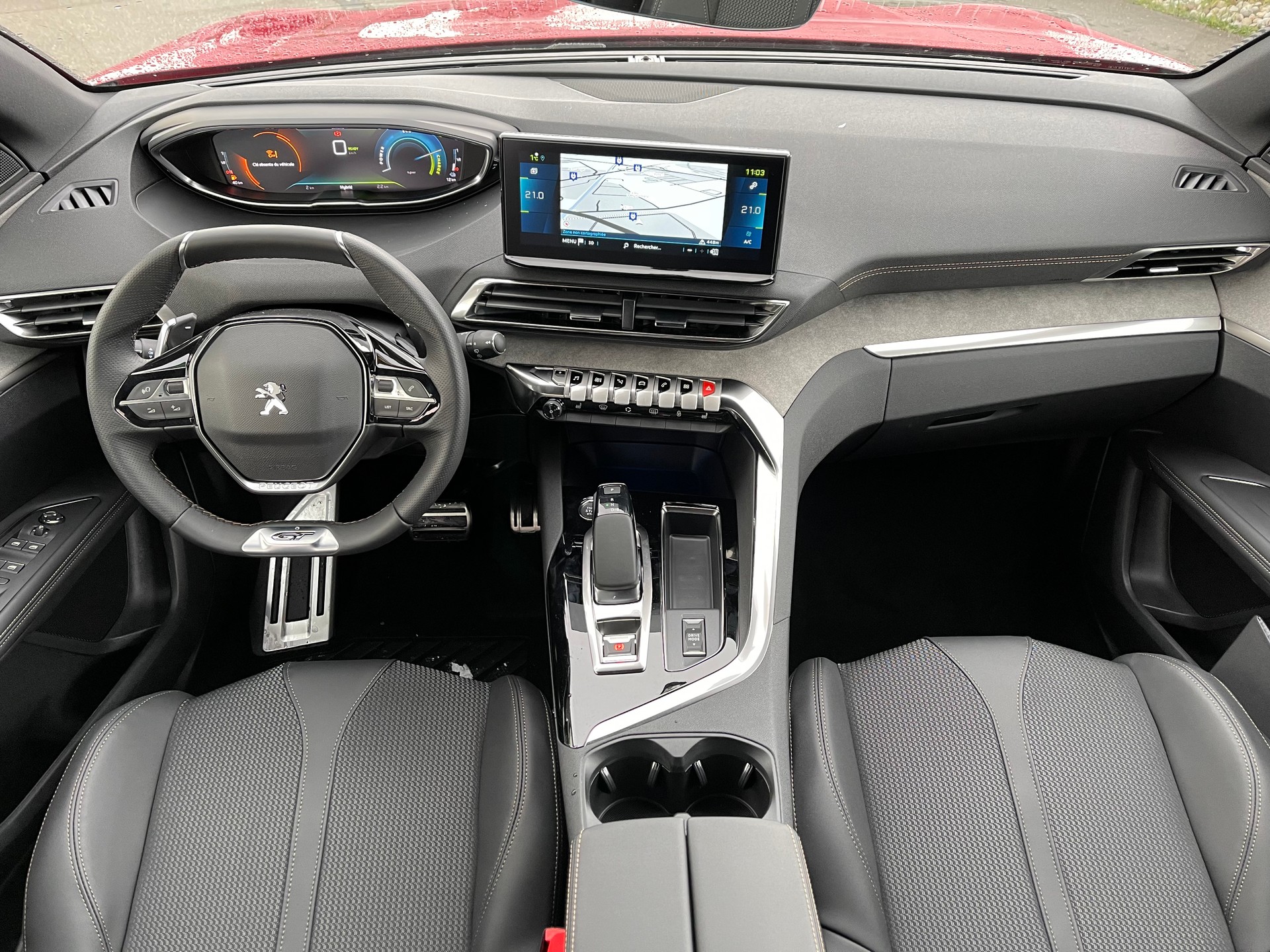 PEUGEOT 3008 1.6 PHEV GT-image-6
