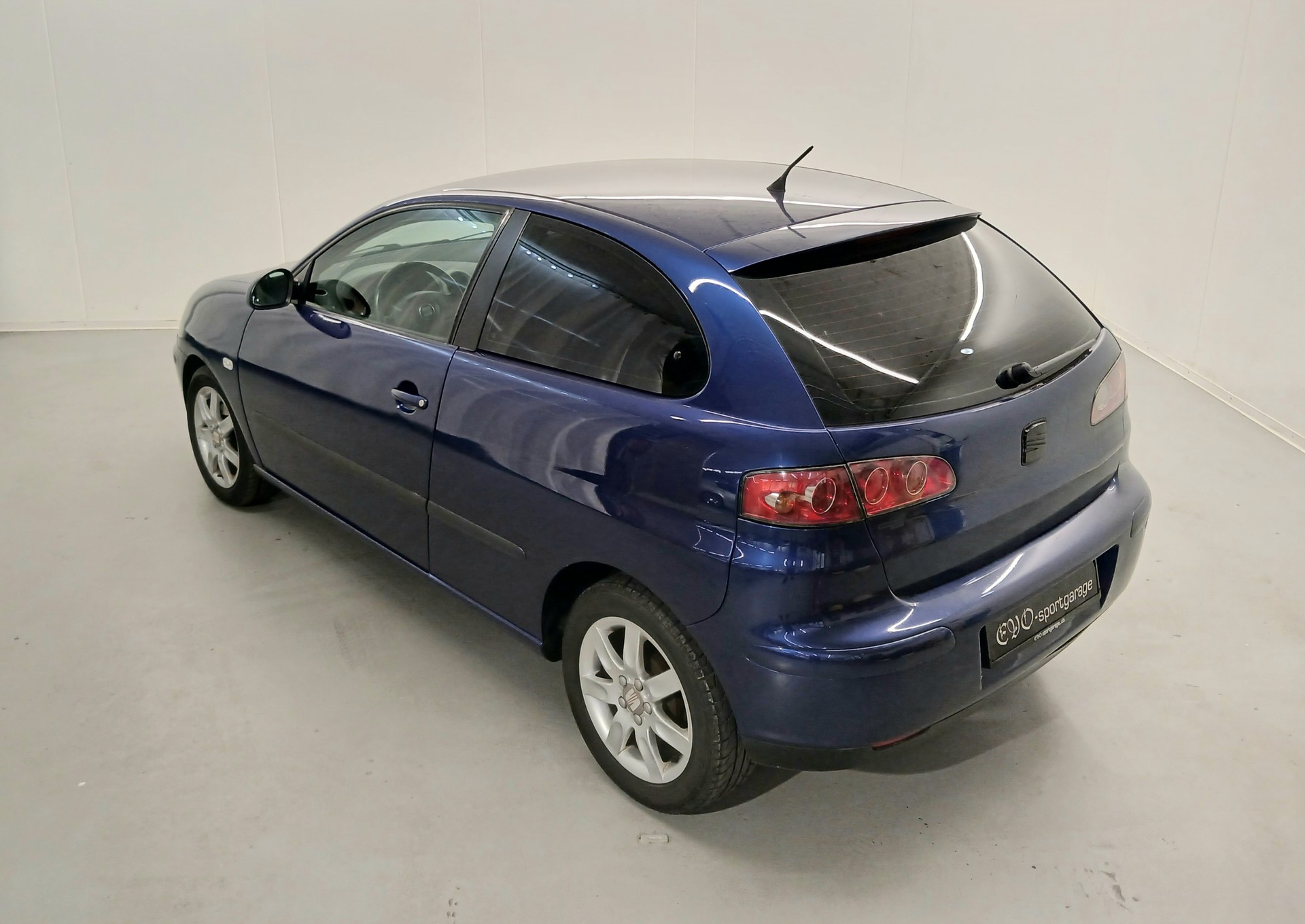 SEAT Ibiza 1.4 16V Stella-image-7