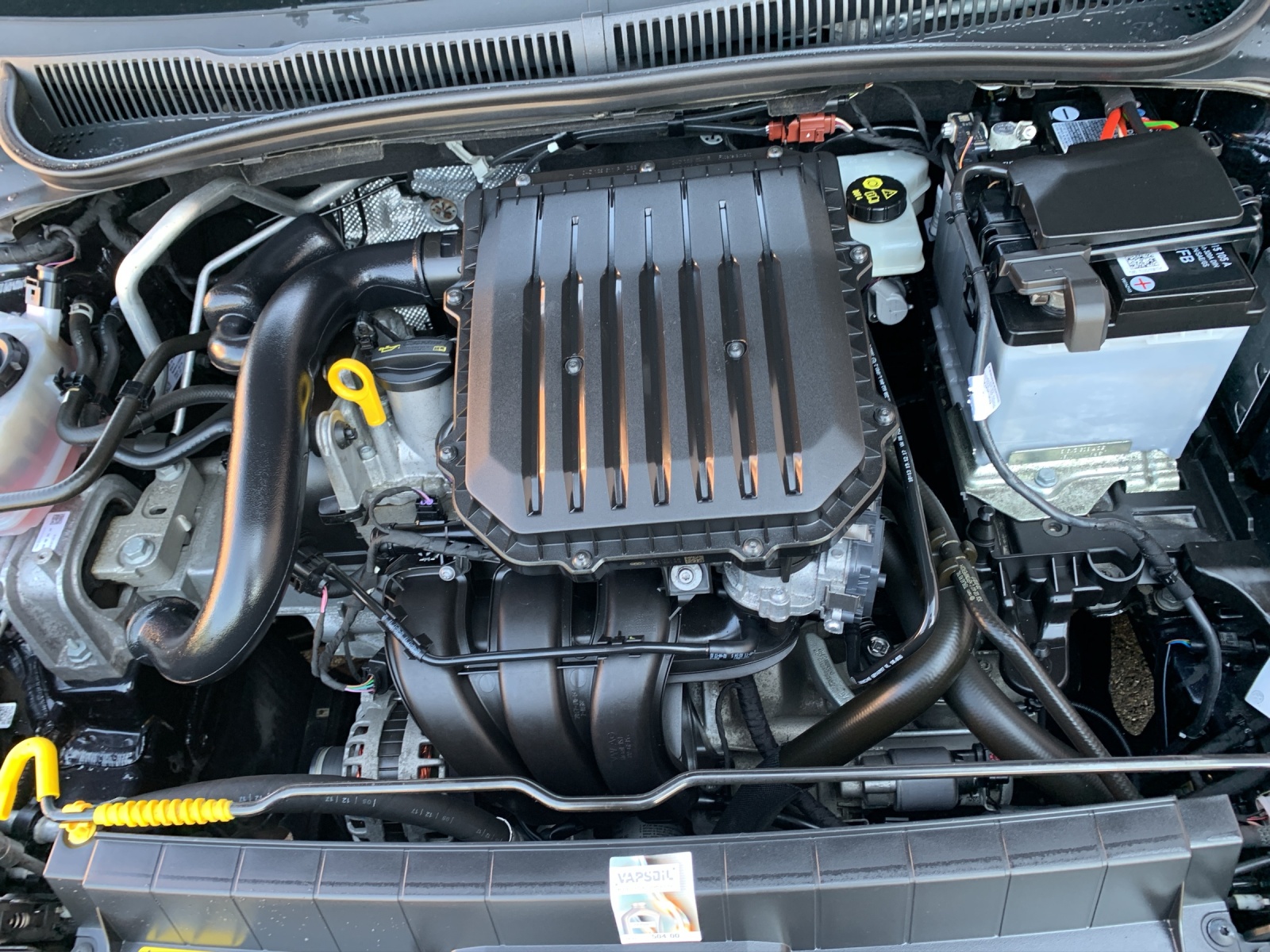 VW Polo 1.0 BMT Trendline-image-14