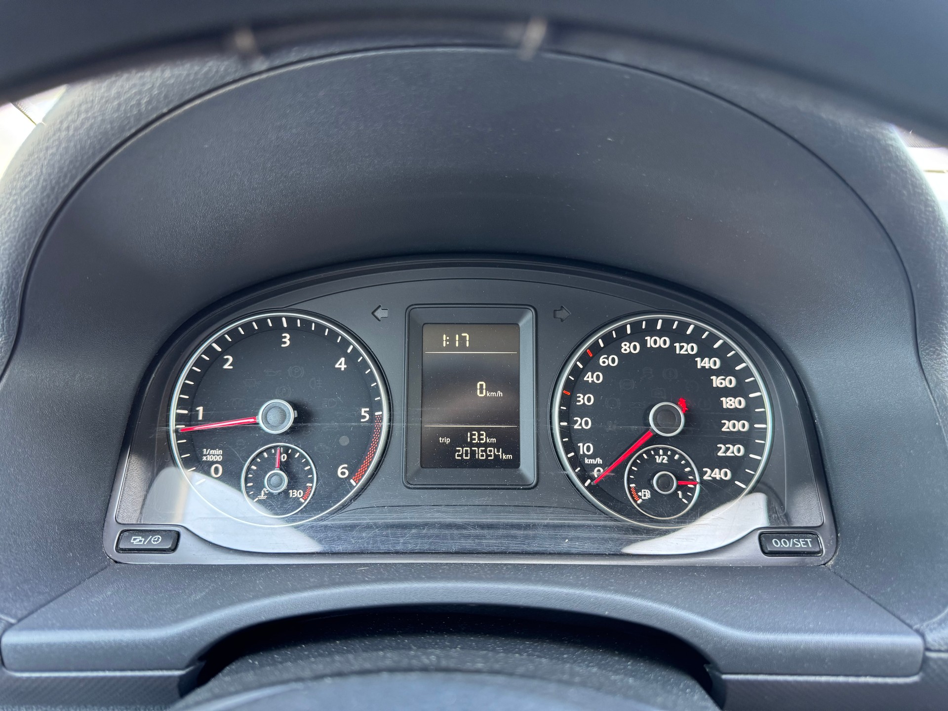 VW Caddy 1.6 TDI Blue Motion Technology Family 1-Hand-image-15