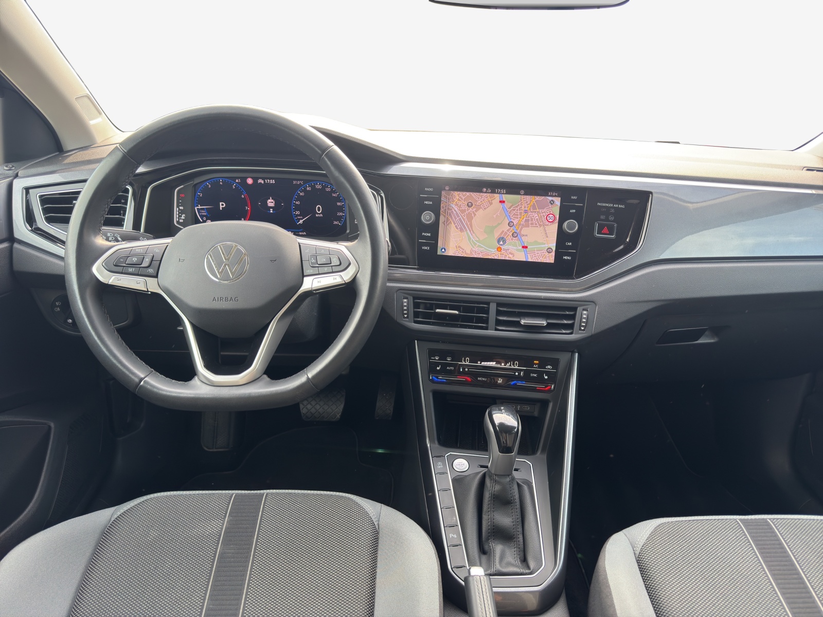 VW Polo 1.0 TSI Style DSG-image-8