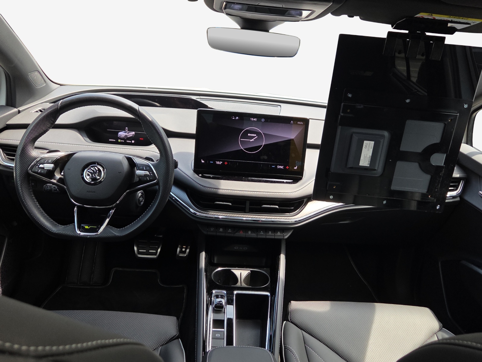 SKODA Enyaq Coupé RS iV 80 4x4-image-9