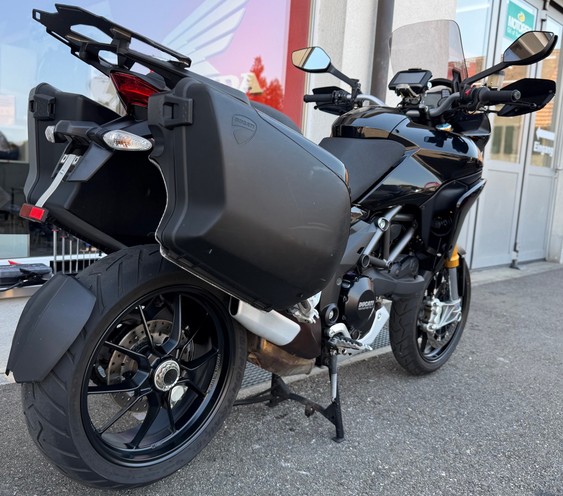 DUCATI Multistrada 1200 S Touring ABS-showroom-element-3