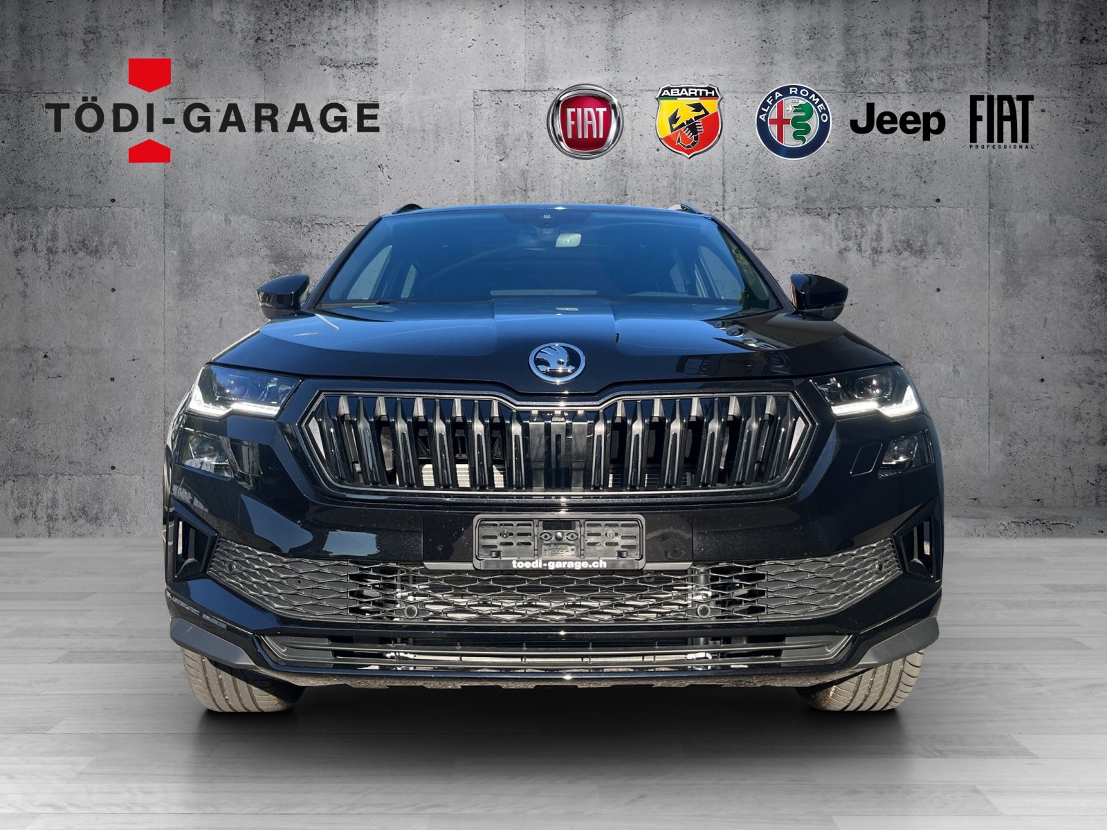 SKODA Karoq 2.0 TDI SportLine 4x4 DSG-image-1