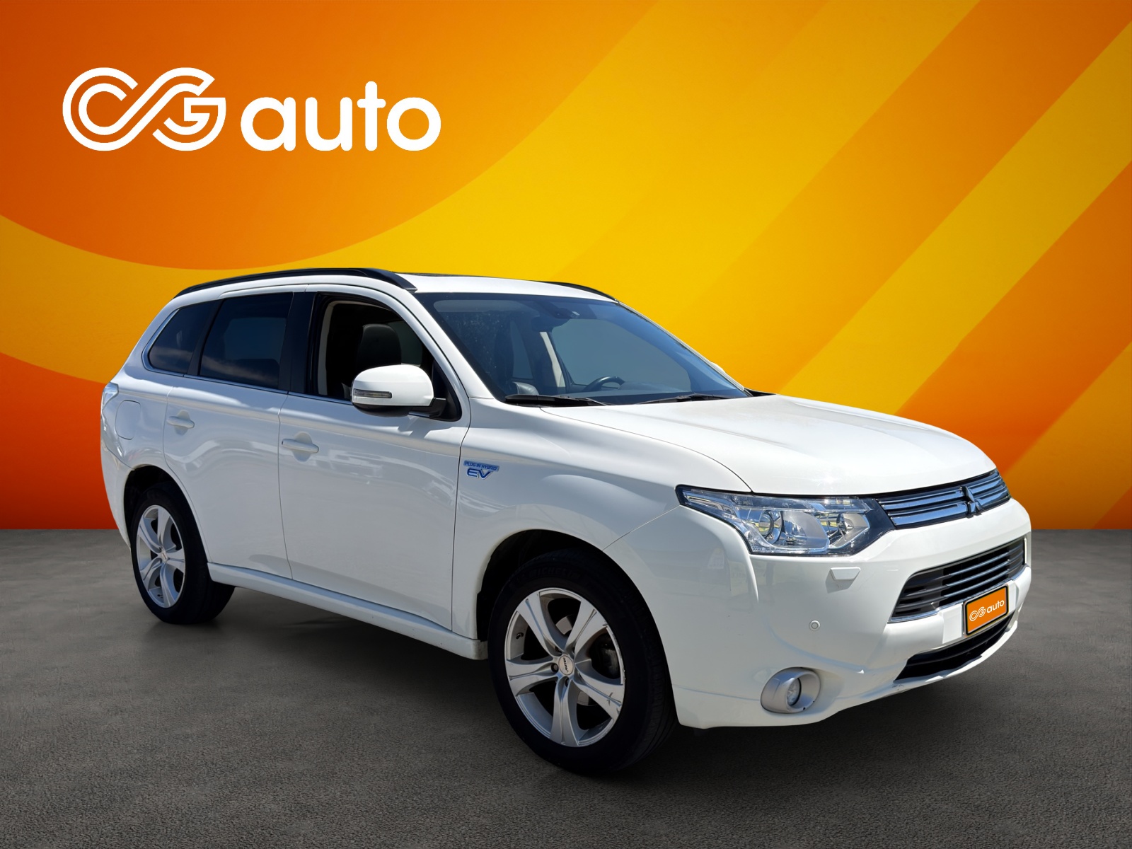 MITSUBISHI Outlander 2.0 PHEV Navigator eAssist-image-1