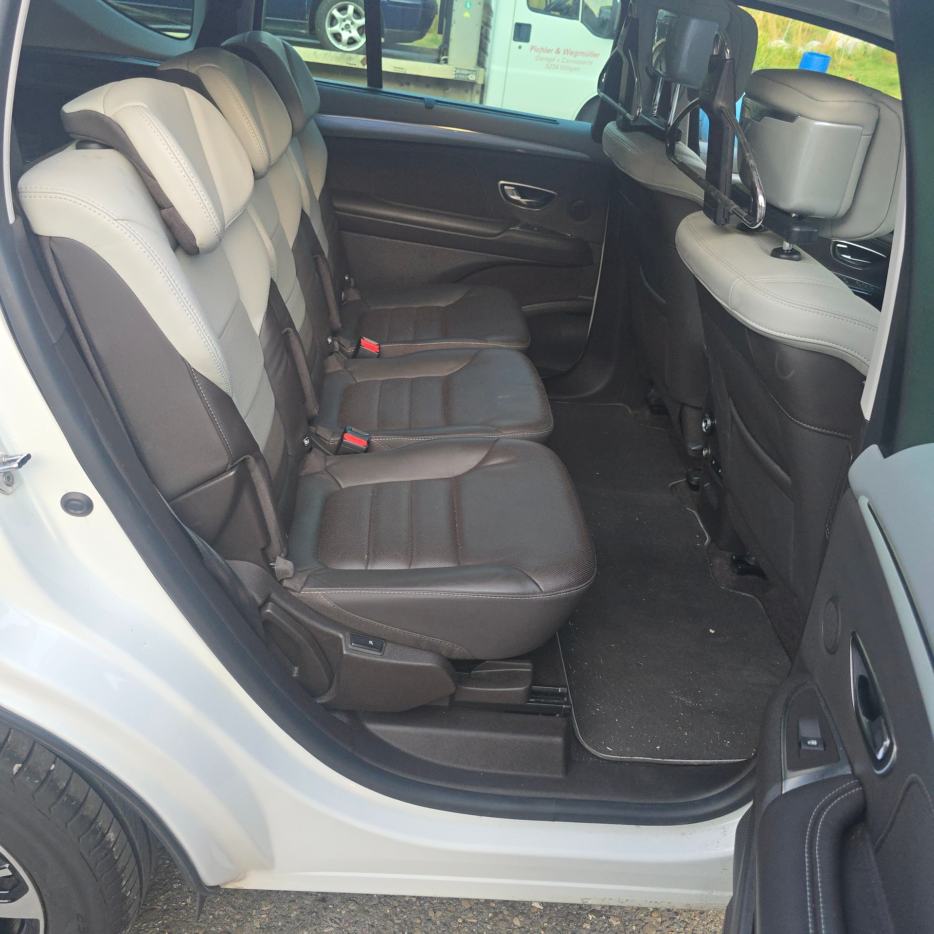 RENAULT Espace 1.6 TCe Initiale EDC-image-8