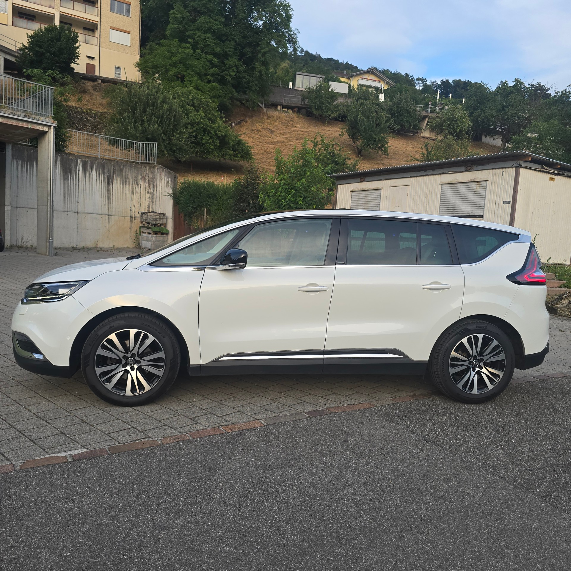 RENAULT Espace 1.6 TCe Initiale EDC-image-4