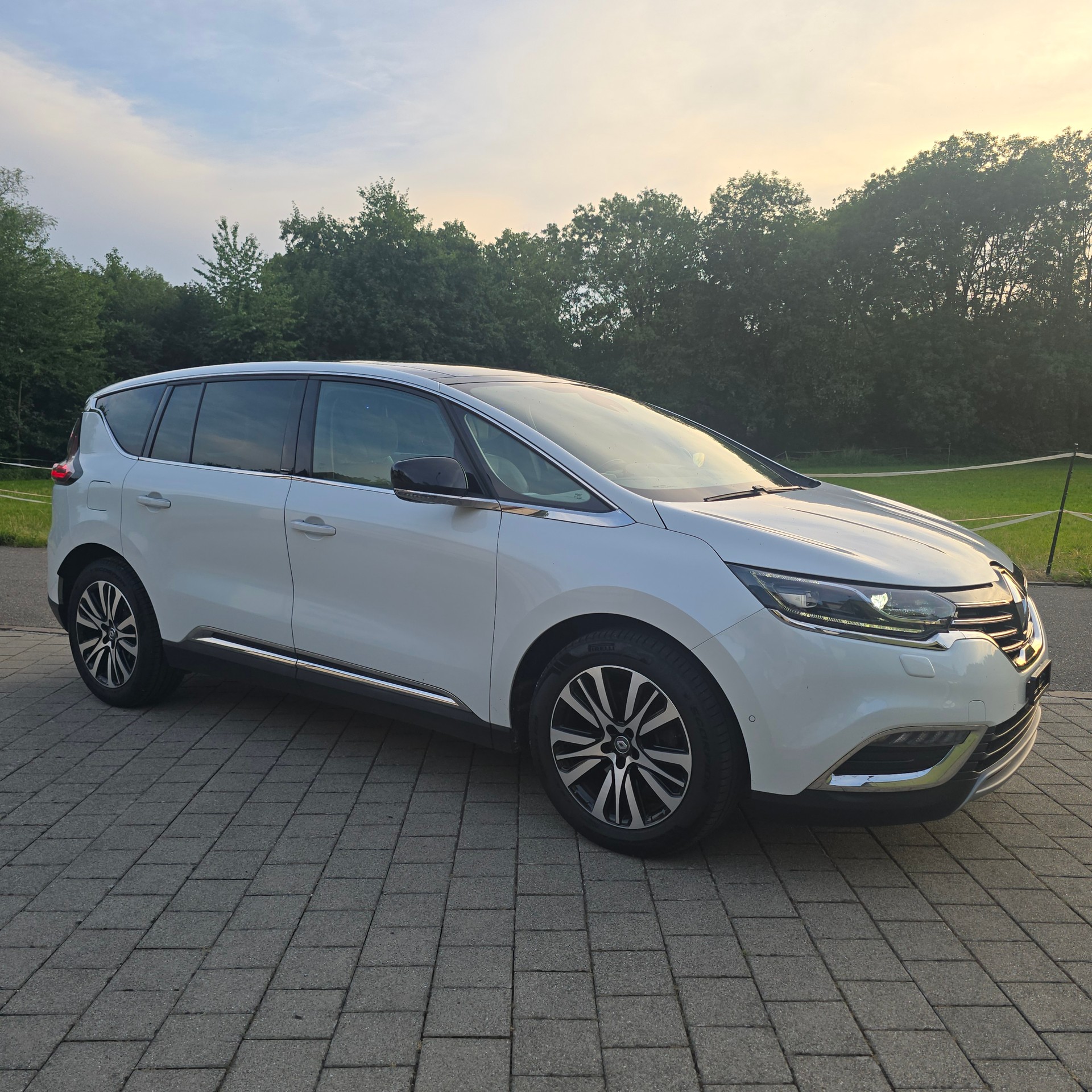 RENAULT Espace 1.6 TCe Initiale EDC-image-1