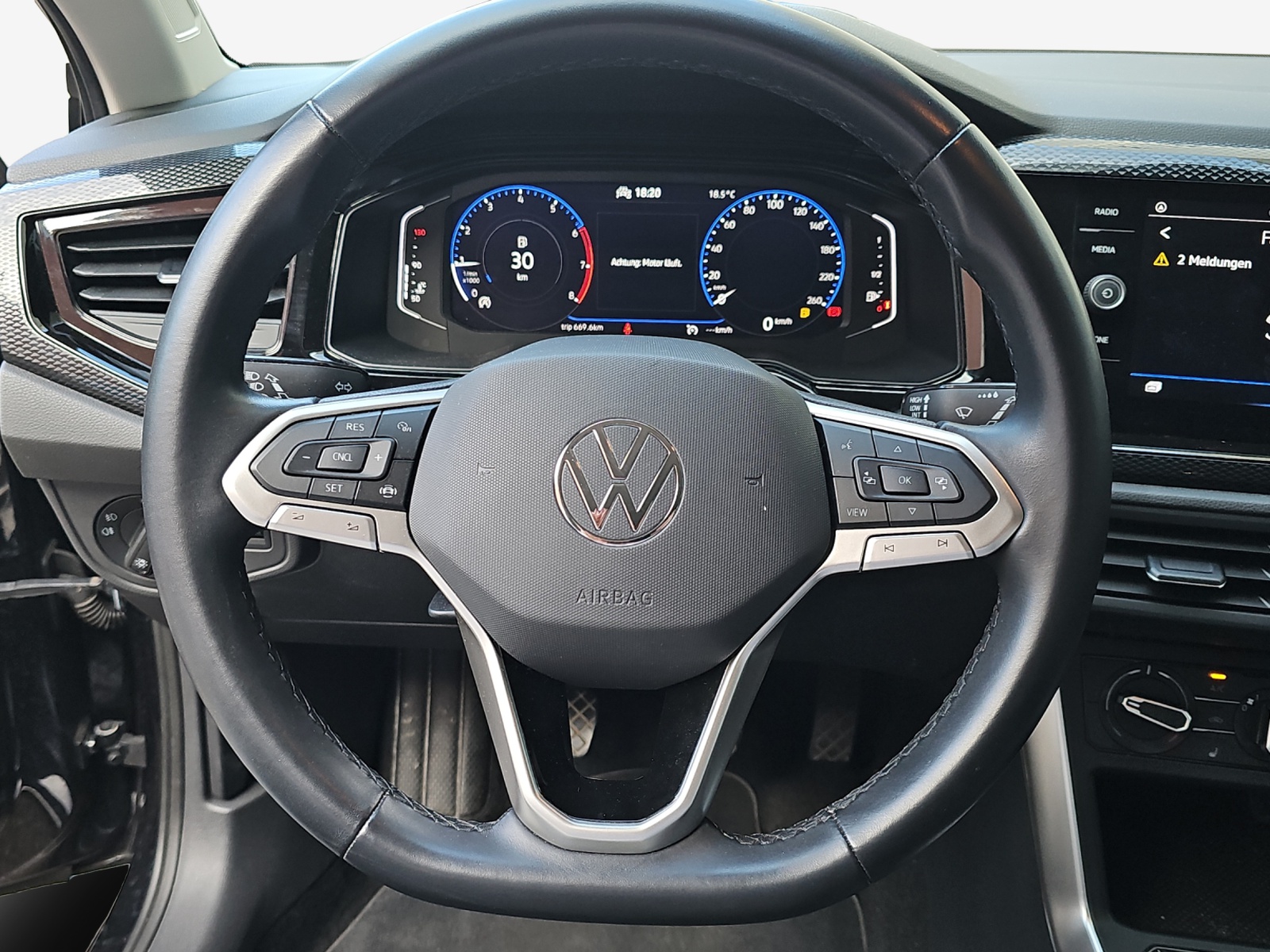 VW Polo 1.0 TSI Life-image-9